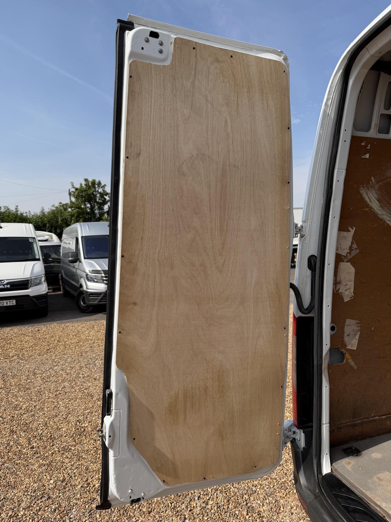 2019 Mercedes-Benz Sprinter 2.1 311 CDI Panel Van 5dr Diesel Manual RWD L3 H2 Euro 6 (114 ps) - Thumbnail 37