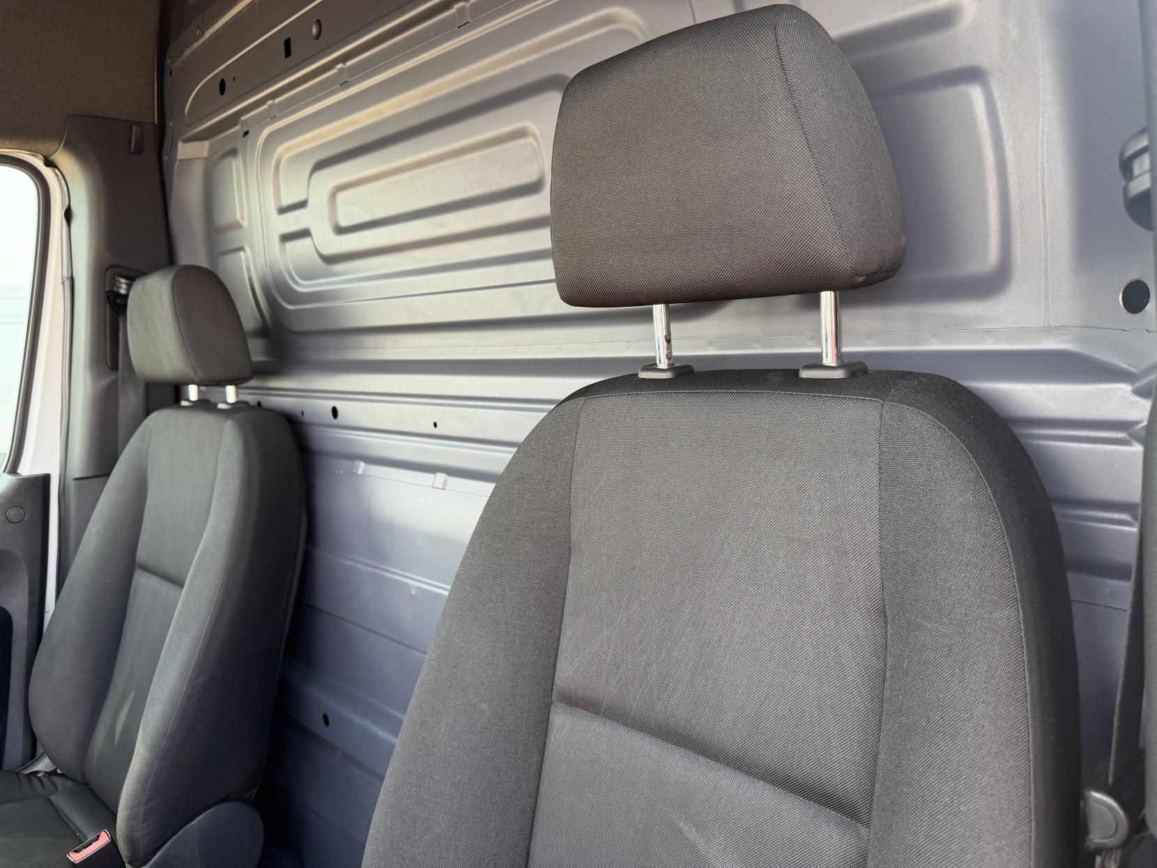 2019 Mercedes-Benz Sprinter 2.1 311 CDI Panel Van 5dr Diesel Manual RWD L3 H2 Euro 6 (114 ps) - Thumbnail 17