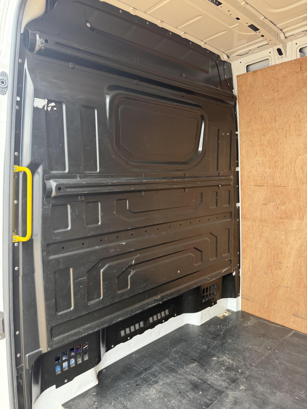 2020 MAN TGE 2.0 3140d Panel Van 5dr Diesel Manual FWD LWB High Roof Euro 6 (s/s) (140 ps) - Thumbnail 36