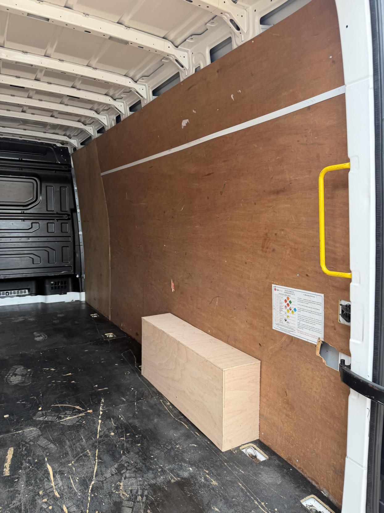 2020 MAN TGE 2.0 3140d Panel Van 5dr Diesel Manual FWD LWB High Roof Euro 6 (s/s) (140 ps) - Thumbnail 48