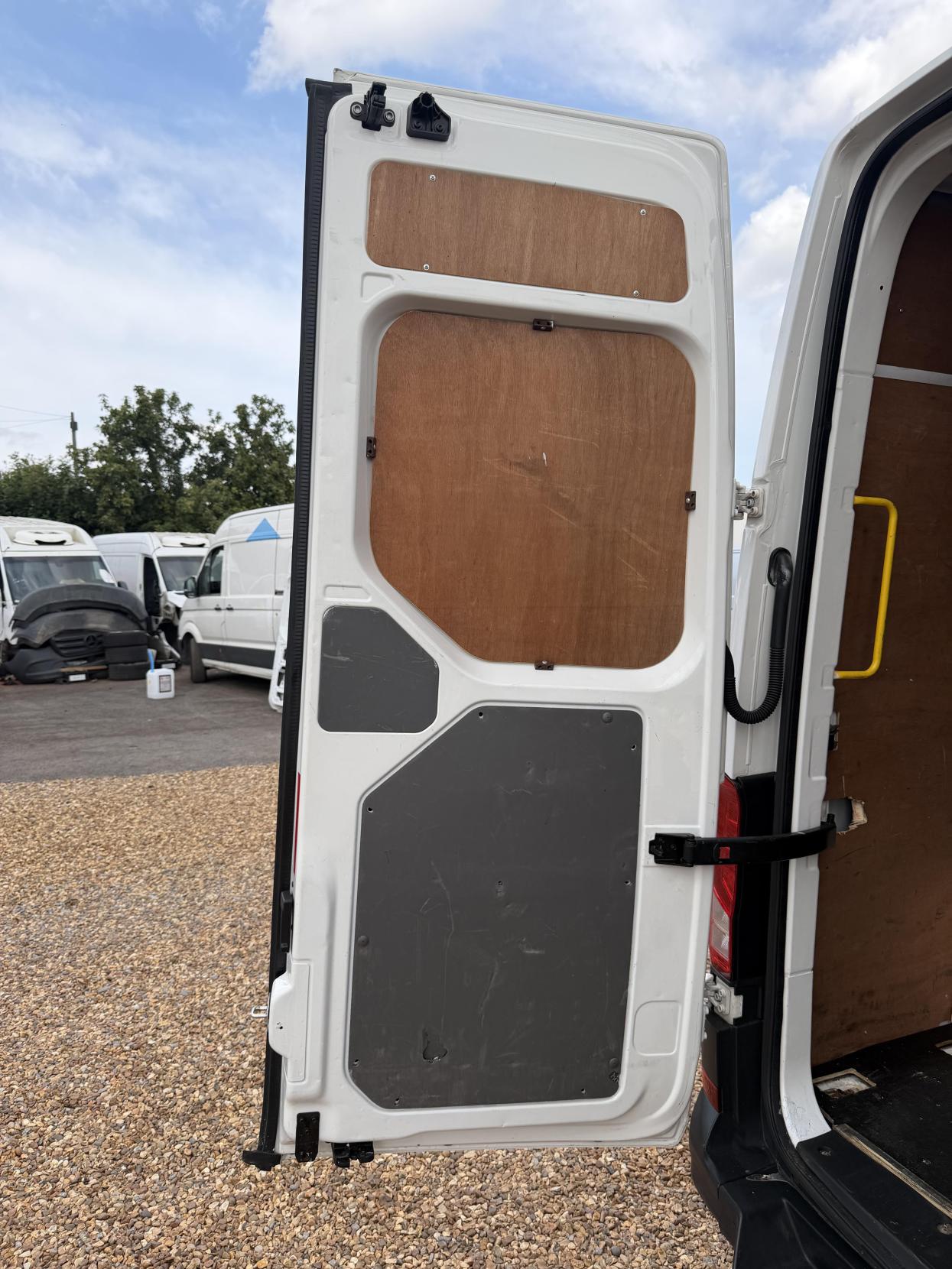 2020 MAN TGE 2.0 3140d Panel Van 5dr Diesel Manual FWD LWB High Roof Euro 6 (s/s) (140 ps) - Thumbnail 39