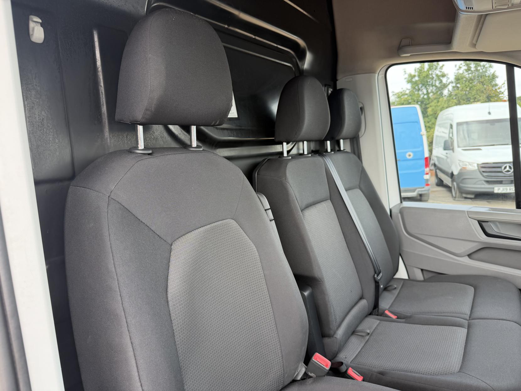 2020 MAN TGE 2.0 3140d Panel Van 5dr Diesel Manual FWD LWB High Roof Euro 6 (s/s) (140 ps) - Thumbnail 15