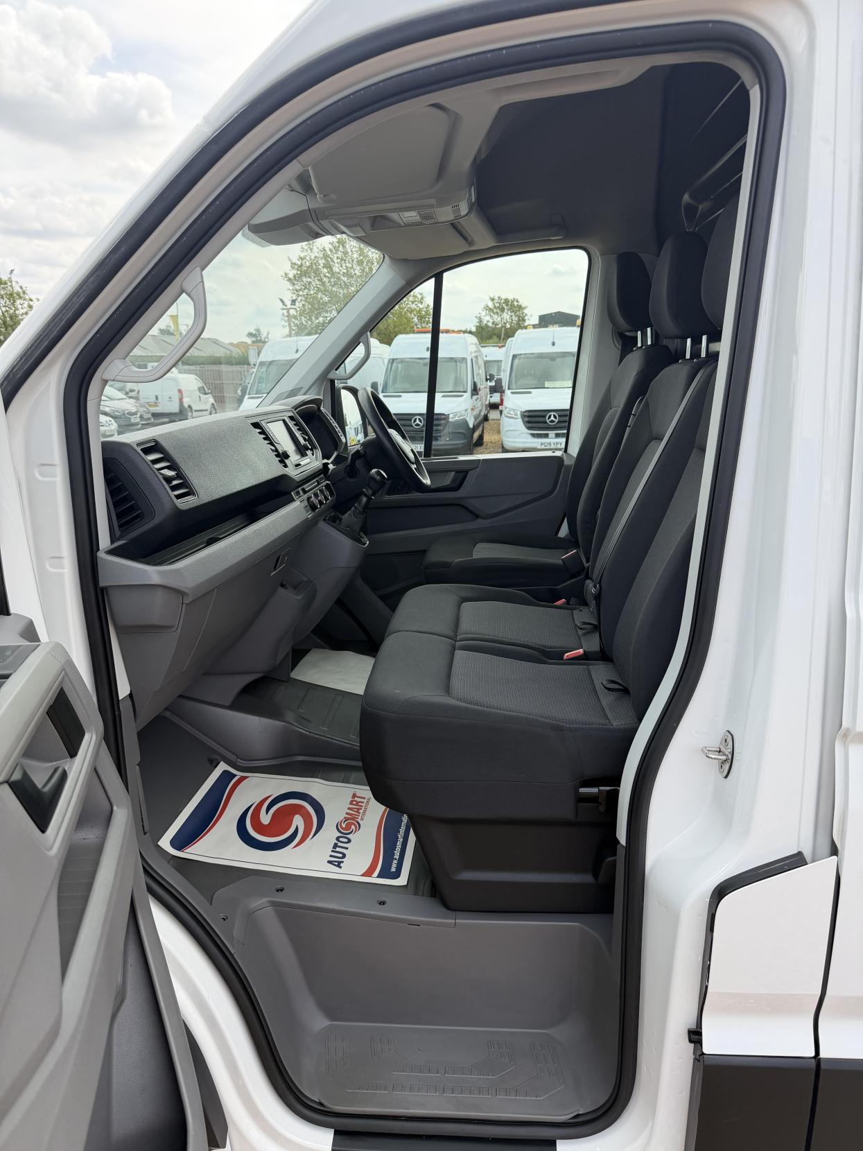 2020 MAN TGE 2.0 3140d Panel Van 5dr Diesel Manual FWD LWB High Roof Euro 6 (s/s) (140 ps) - Thumbnail 14