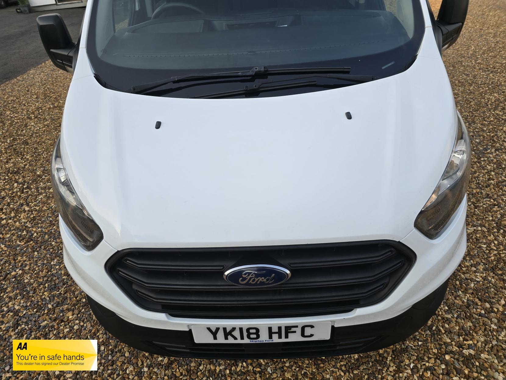 Ford Transit Custom 2.0 280 EcoBlue Crew Van Double Cab 5dr Diesel Manual L1 H1 Euro 6 (5 Seat) (105 ps)