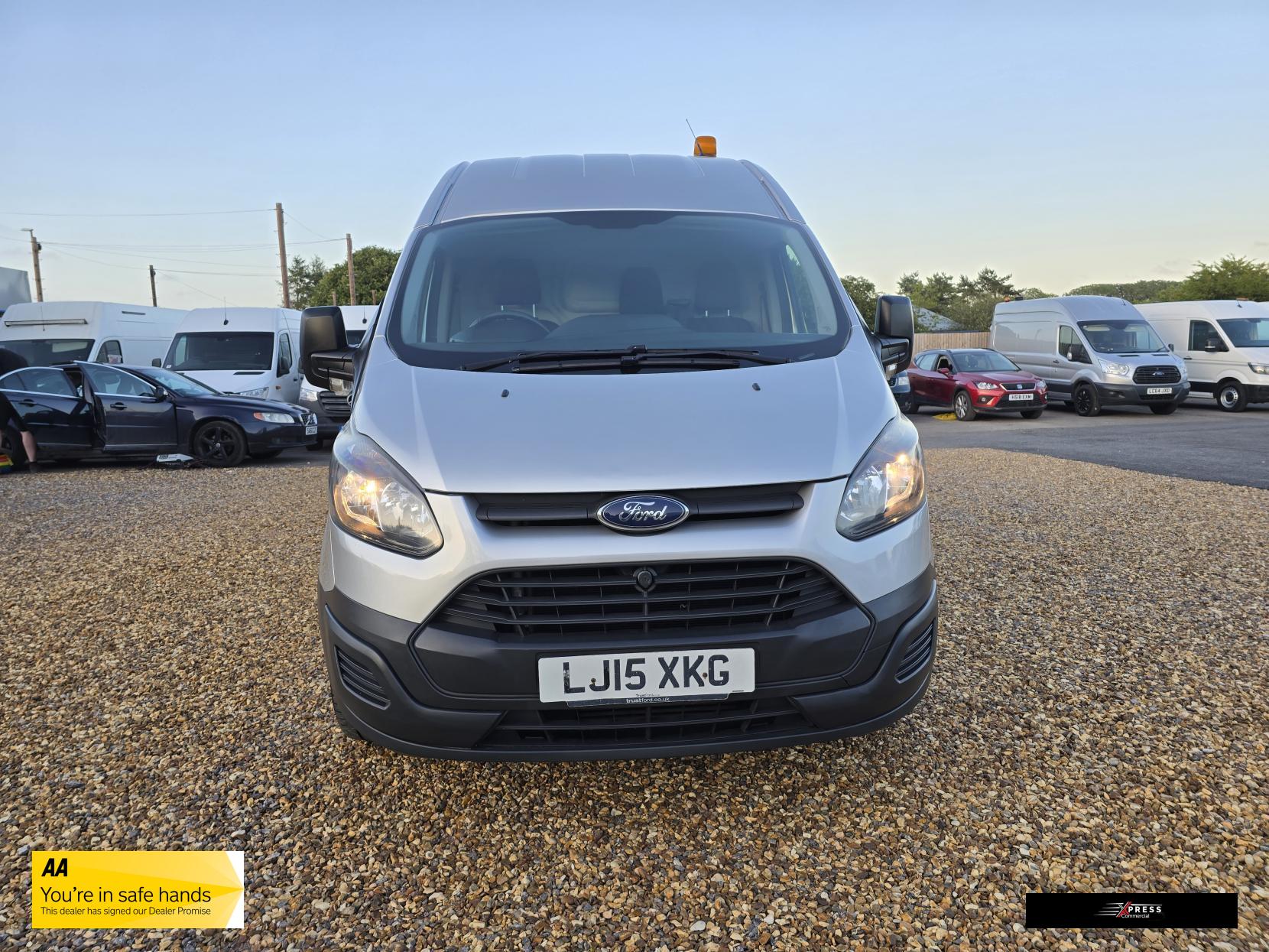 Ford Transit Custom Transit Custom 2.2 TDCi 310 ECOnetic Panel Van 5dr Diesel Manual L1 H1 (162 g/km, 98 bhp)