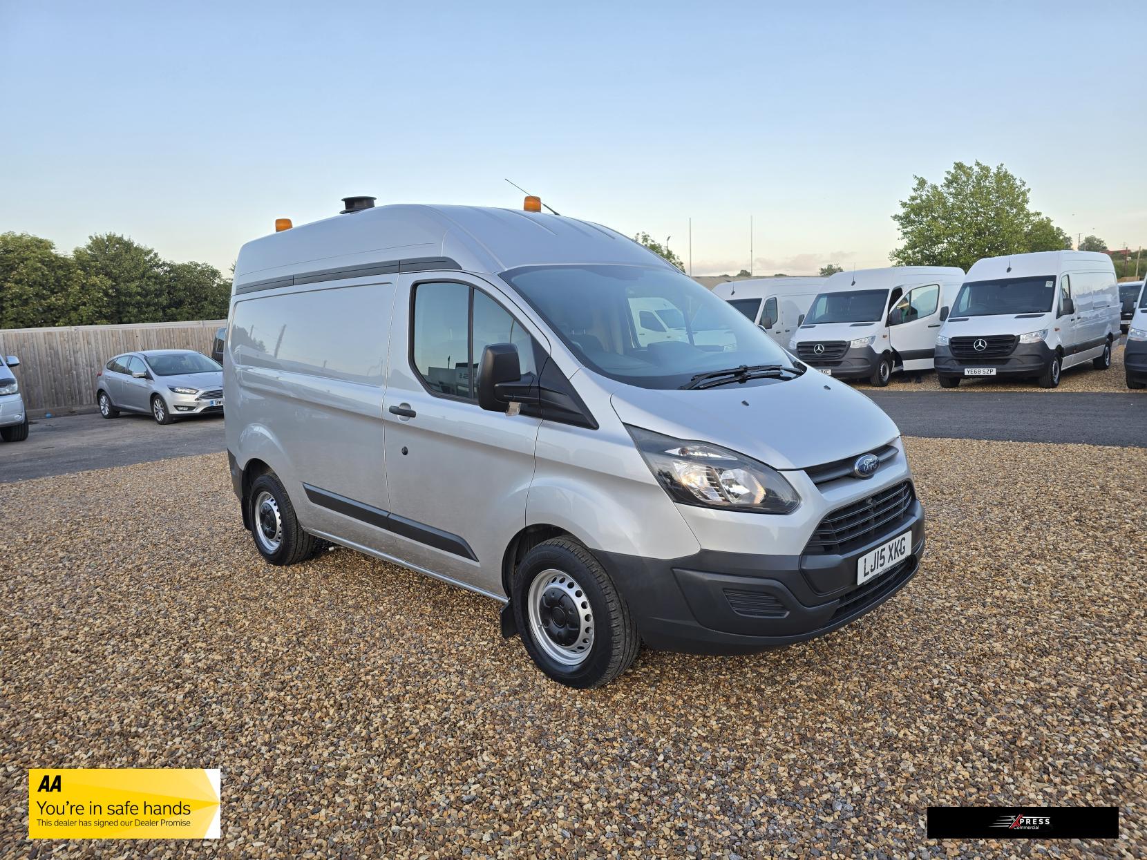 Ford Transit Custom Transit Custom 2.2 TDCi 310 ECOnetic Panel Van 5dr Diesel Manual L1 H1 (162 g/km, 98 bhp)