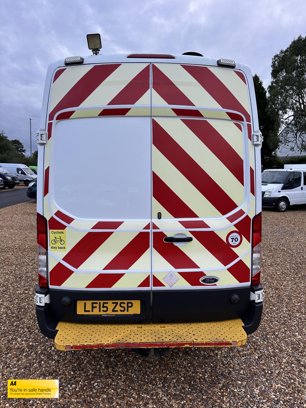 Ford Transit 2.2 TDCi 350 Panel Van 5dr Diesel Manual RWD L2 H3 Euro 5 (125 ps)