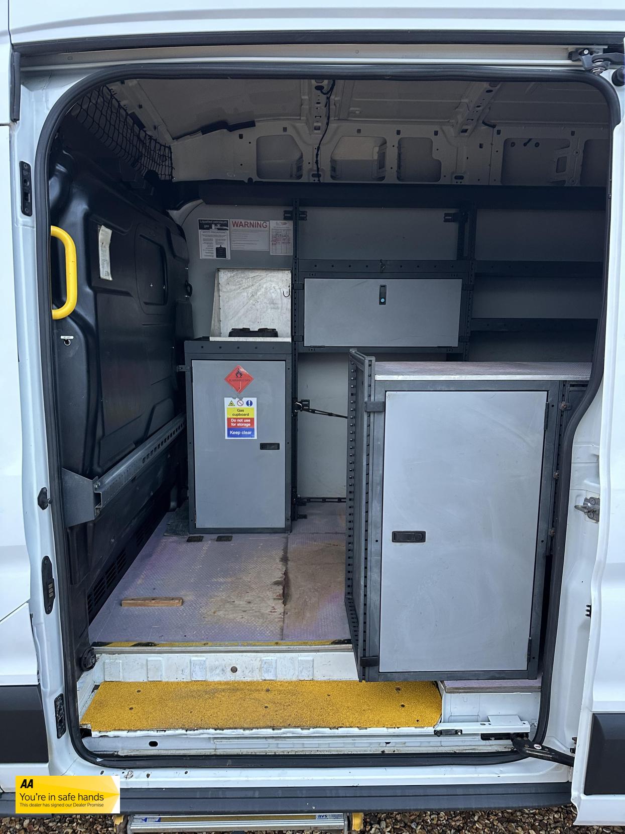 Ford Transit 2.2 TDCi 350 Panel Van 5dr Diesel Manual RWD L2 H3 Euro 5 (125 ps)