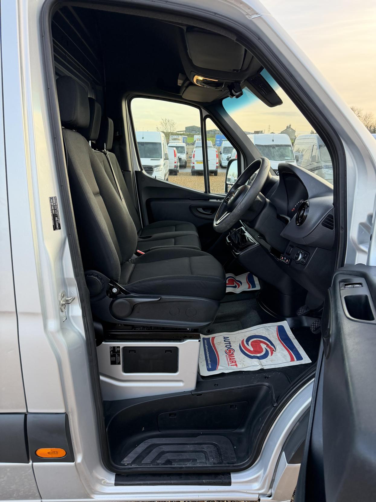 Mercedes-Benz Sprinter 2.1 314 CDI Panel Van 5dr Diesel Manual RWD L3 H2 Euro 6 (143 ps)