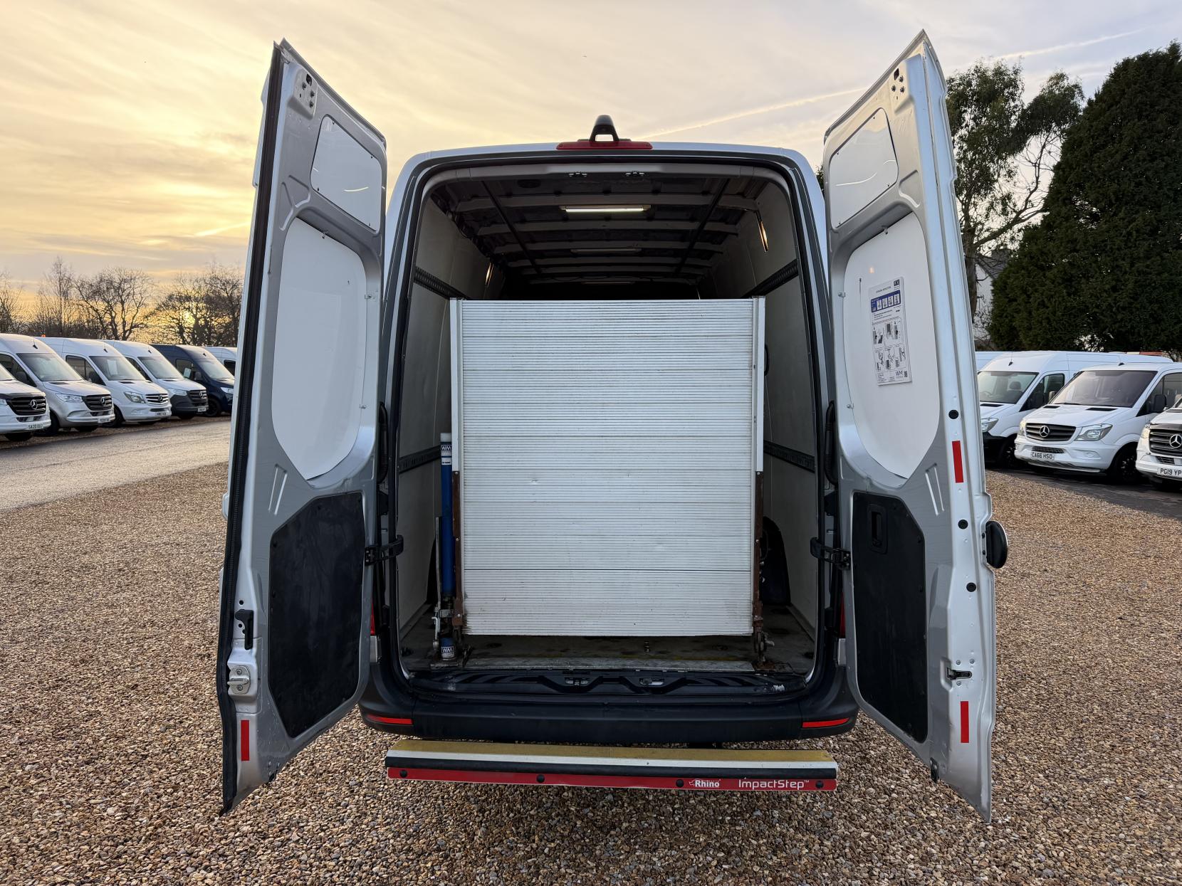 Mercedes-Benz Sprinter 2.1 314 CDI Panel Van 5dr Diesel Manual RWD L3 H2 Euro 6 (143 ps)