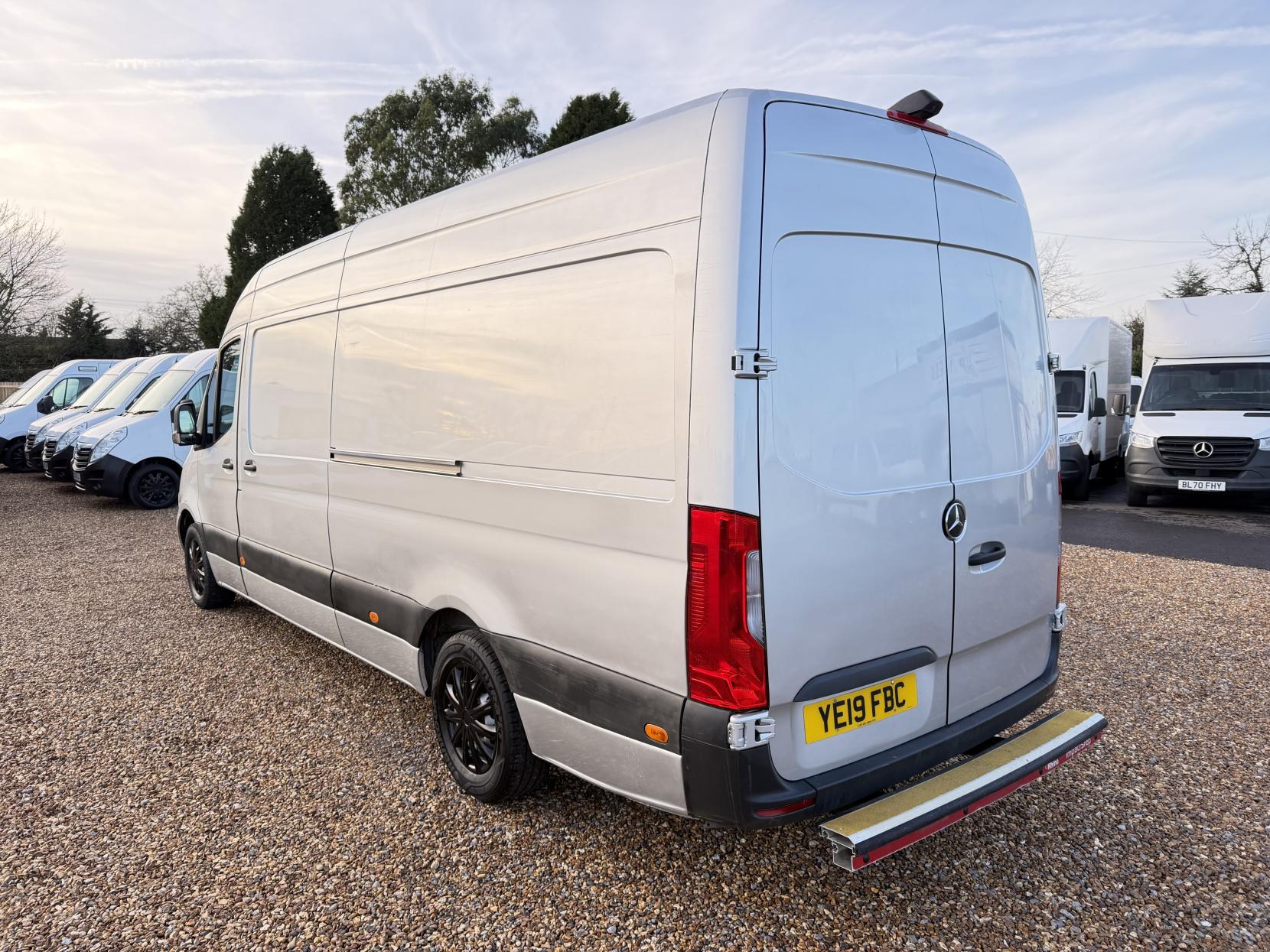 Mercedes-Benz Sprinter 2.1 314 CDI Panel Van 5dr Diesel Manual RWD L3 H2 Euro 6 (143 ps)