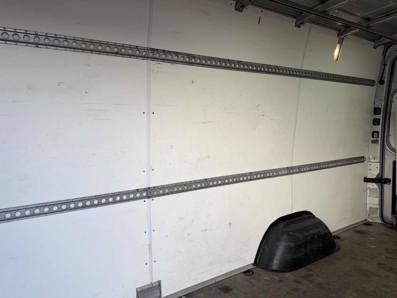 Mercedes-Benz Sprinter 2.1 314 CDI Panel Van 5dr Diesel Manual RWD L3 H2 Euro 6 (143 ps)