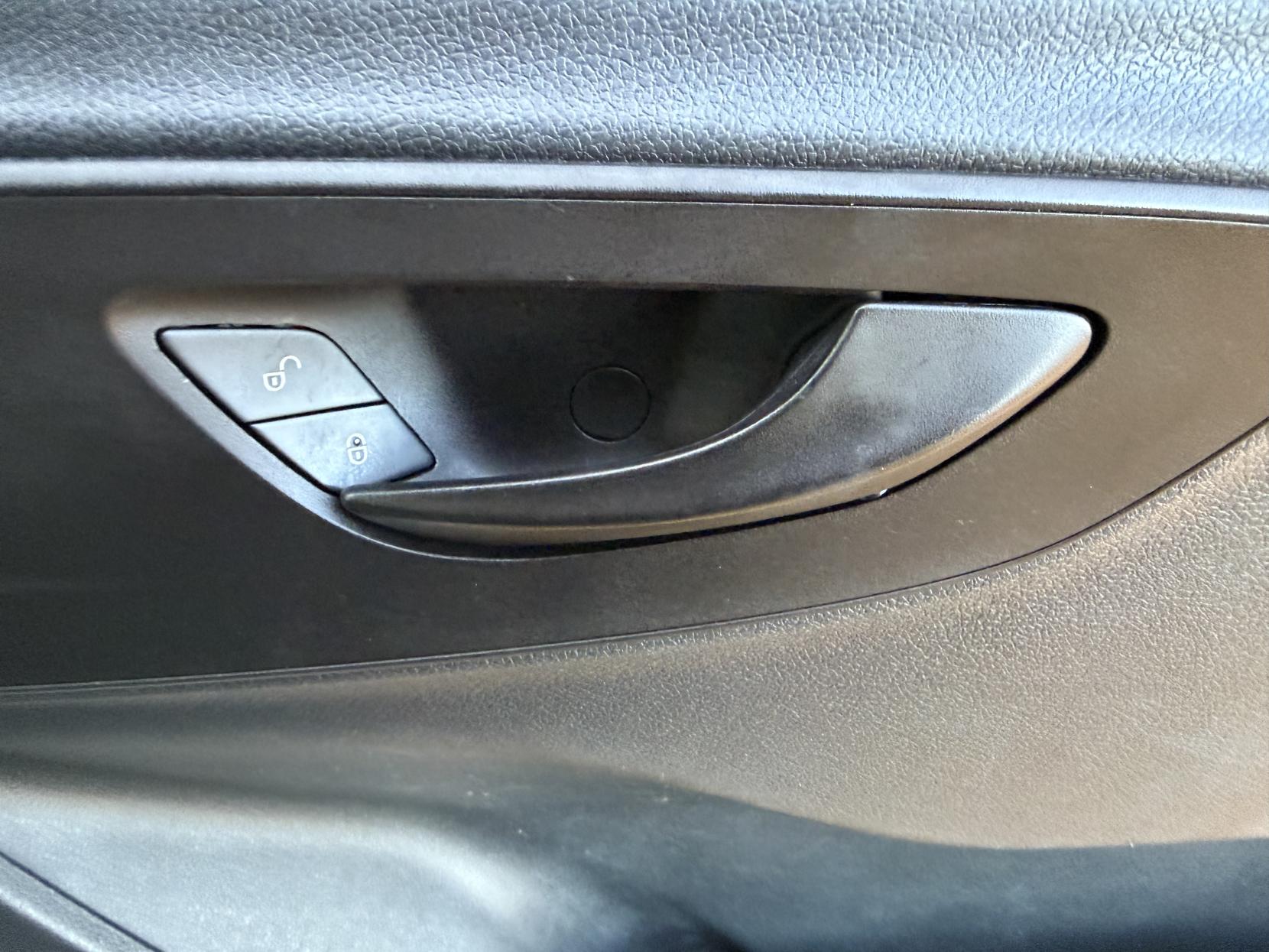 Mercedes-Benz Sprinter 2.1 314 CDI Panel Van 5dr Diesel Manual RWD L3 H2 Euro 6 (143 ps)