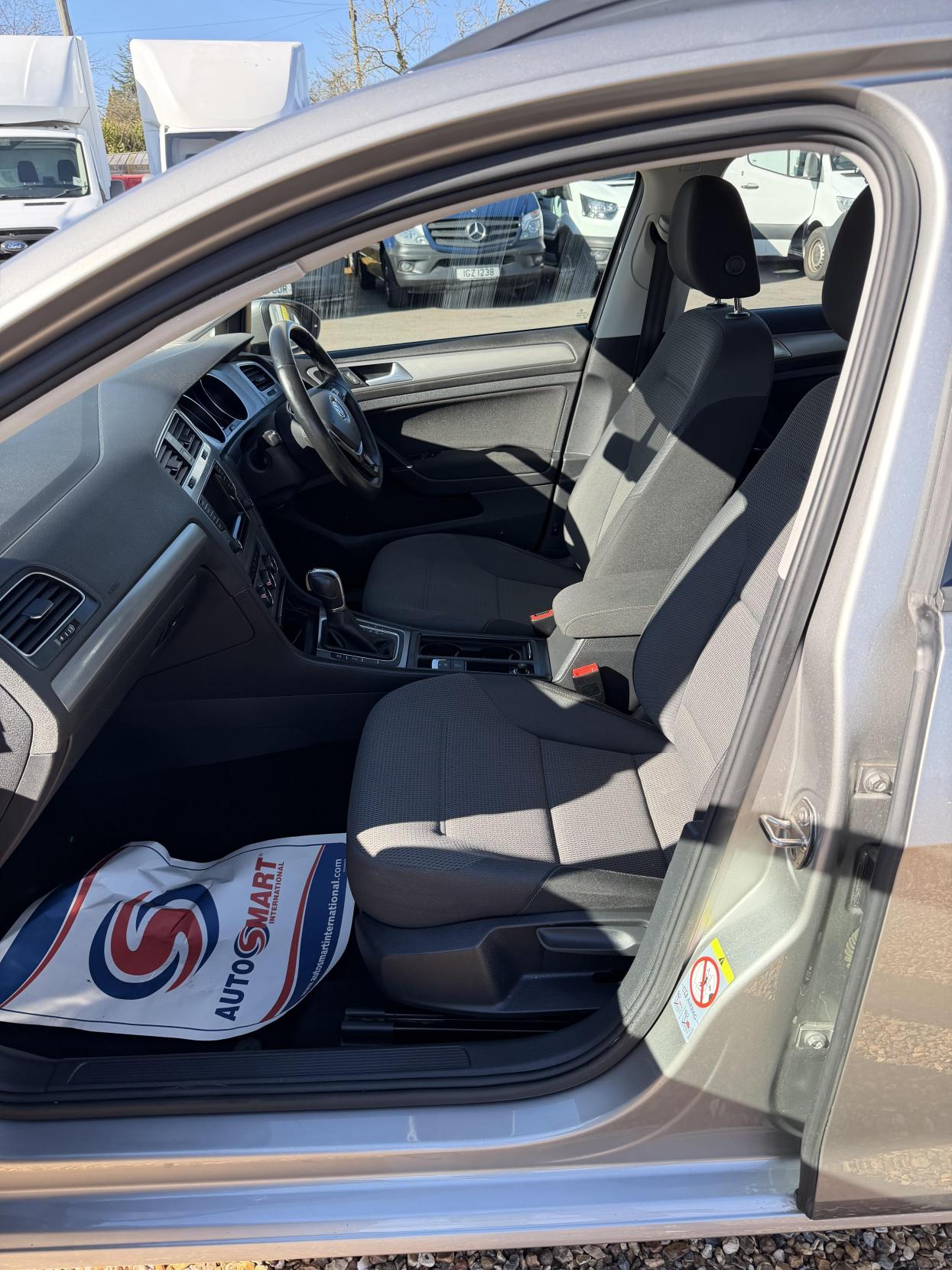 Volkswagen Golf 1.6 TDI BlueMotion Tech SE Estate 5dr Diesel DSG Euro 5 (s/s) (105 ps)