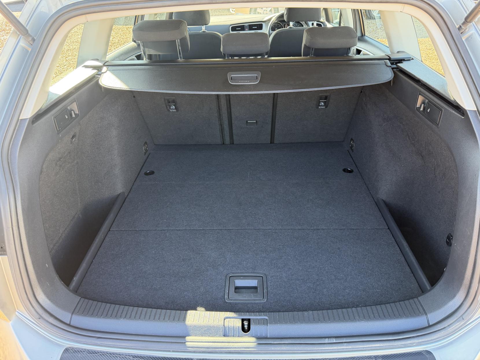 Volkswagen Golf 1.6 TDI BlueMotion Tech SE Estate 5dr Diesel DSG Euro 5 (s/s) (105 ps)