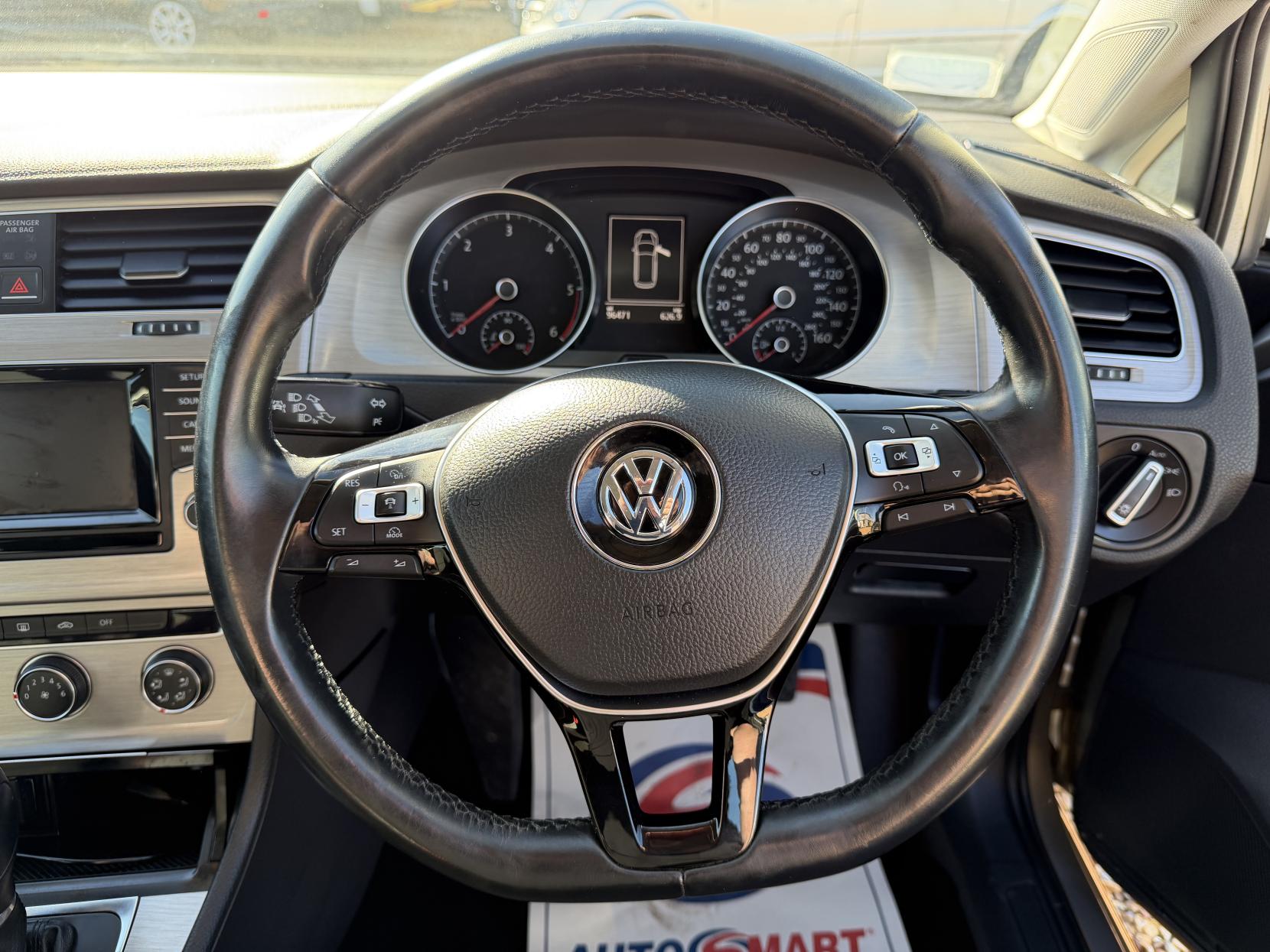 Volkswagen Golf 1.6 TDI BlueMotion Tech SE Estate 5dr Diesel DSG Euro 5 (s/s) (105 ps)