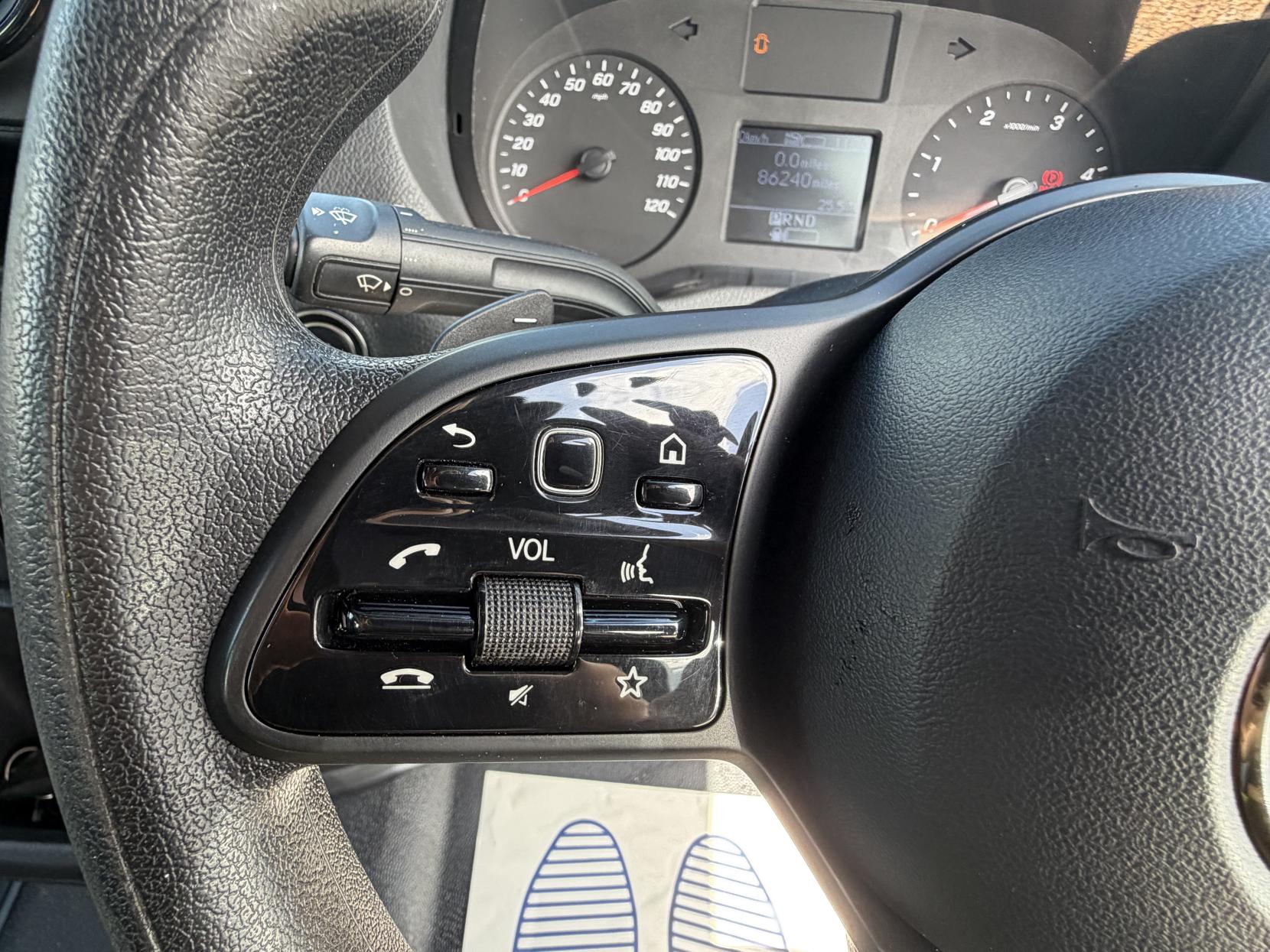 2021 Mercedes-Benz Sprinter 2.0 317 CDI Progressive Panel Van 5dr Diesel Manual RWD L2 H2 Euro 6 (s/s) (170 ps) - Thumbnail 13