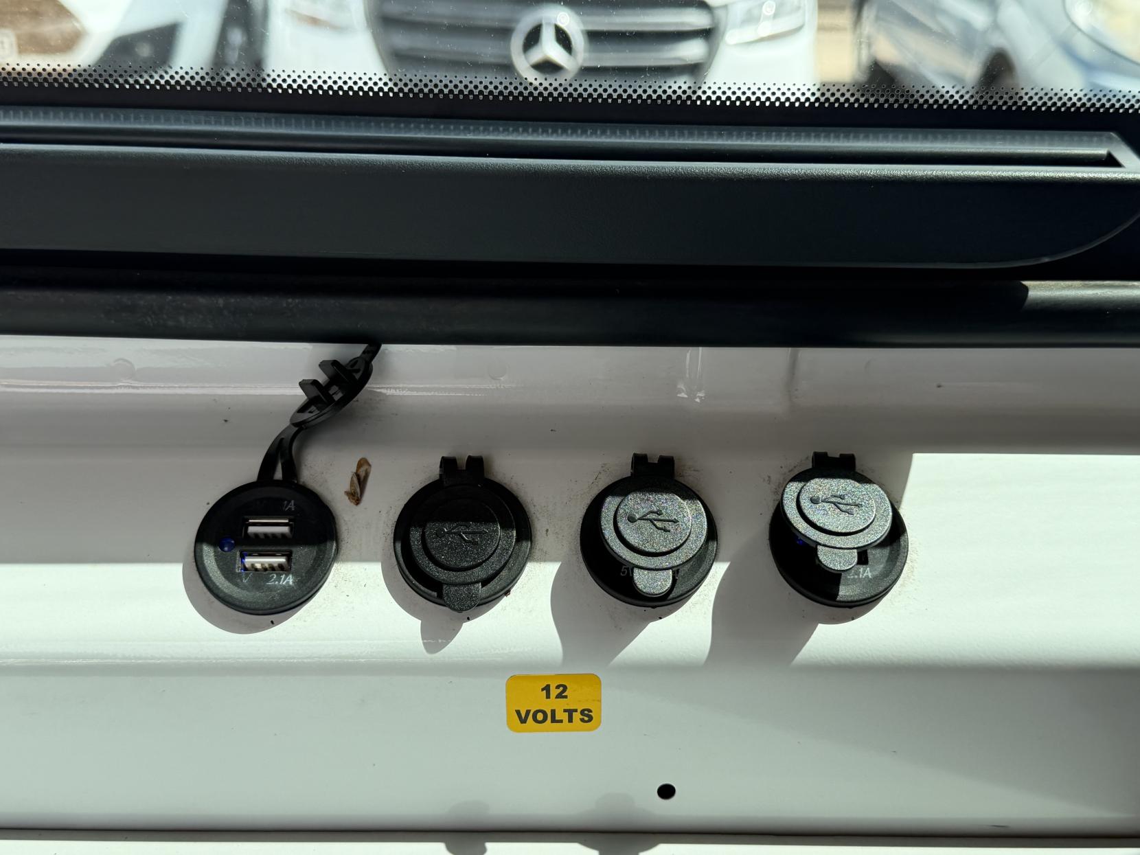 2021 Mercedes-Benz Sprinter 2.0 317 CDI Progressive Panel Van 5dr Diesel Manual RWD L2 H2 Euro 6 (s/s) (170 ps) - Thumbnail 51