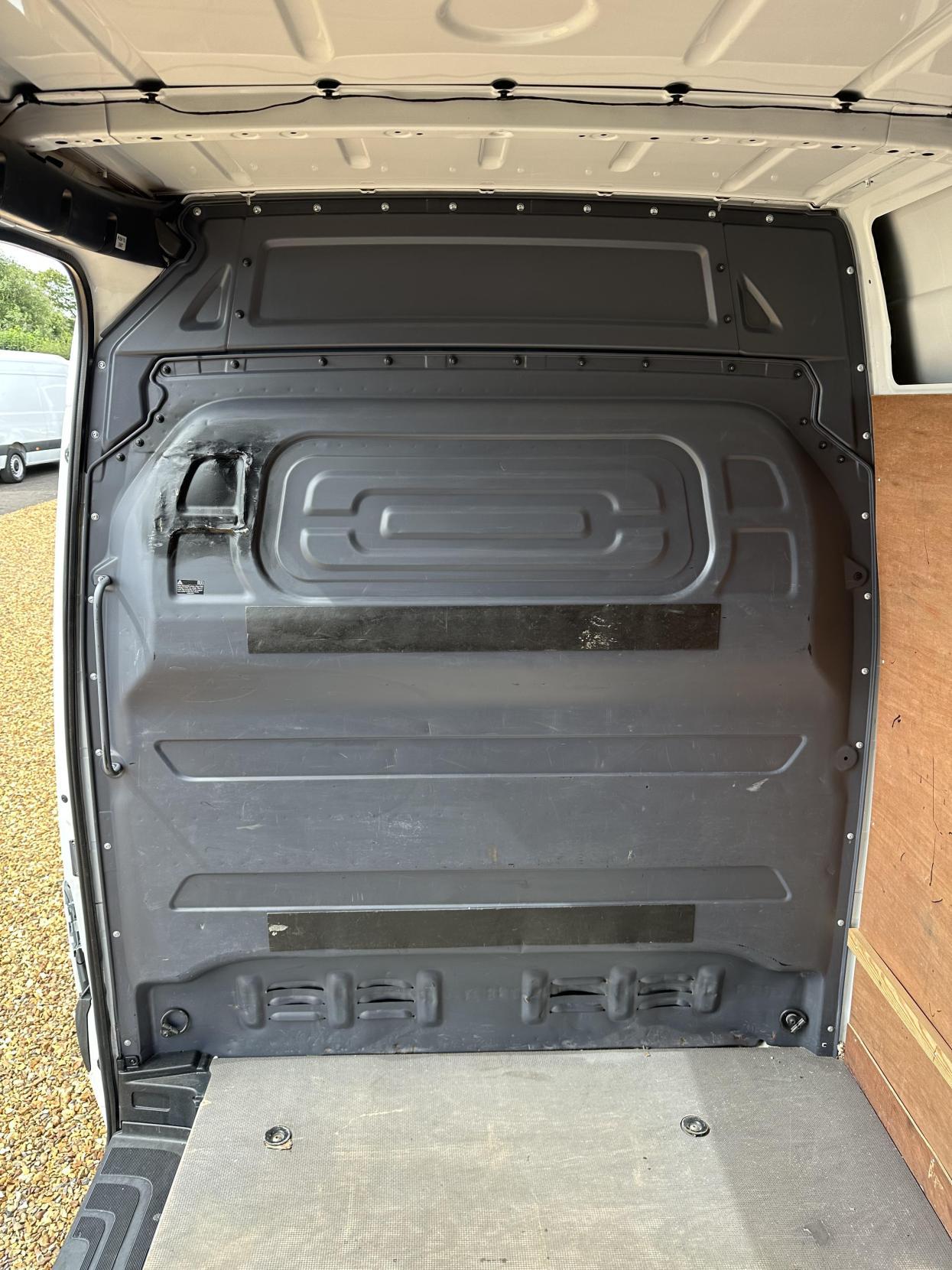Mercedes-Benz Sprinter 2.1 311 CDI Panel Van 5dr Diesel Manual RWD L3 H2 Euro 6 (114 ps)