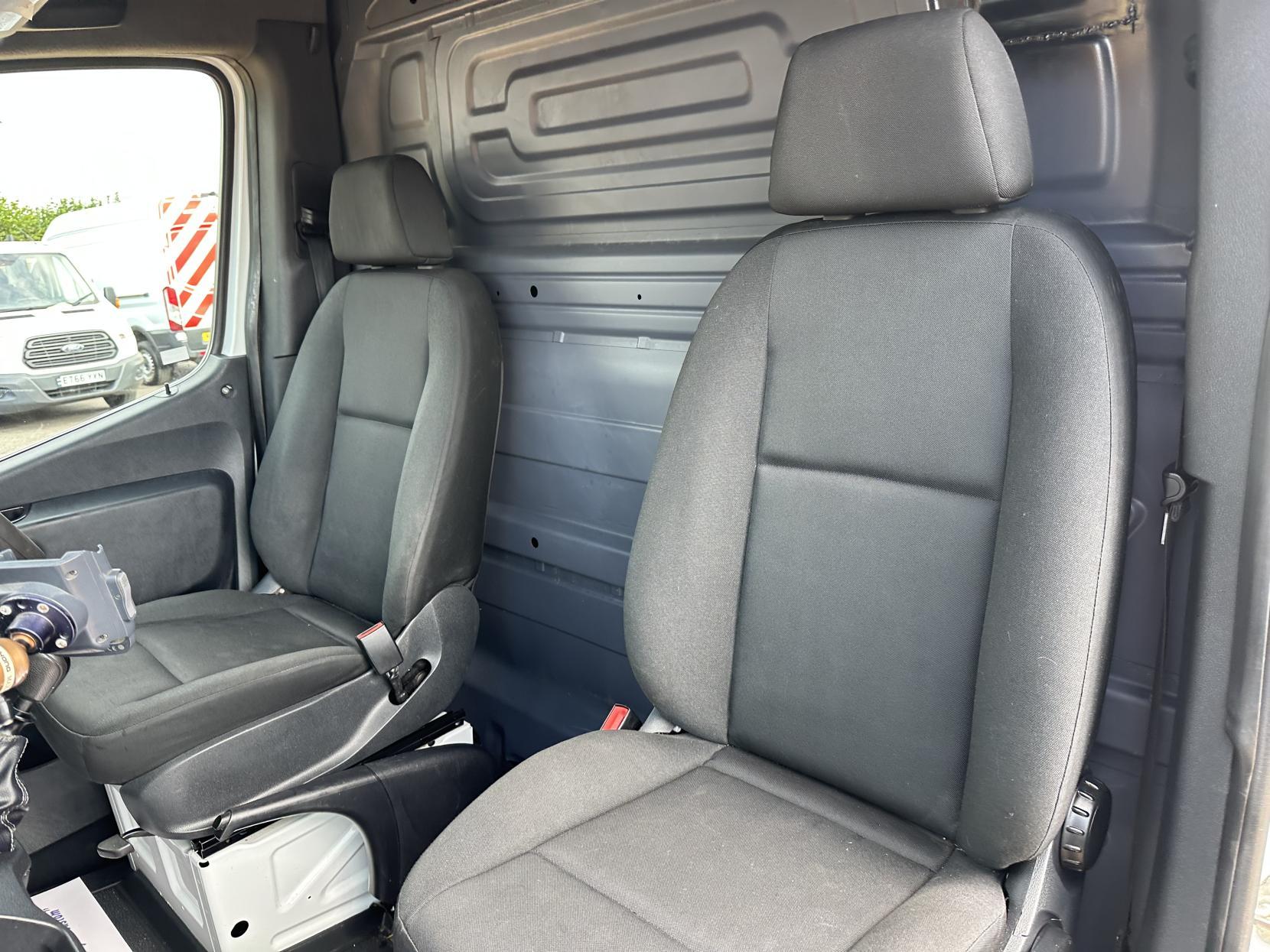 Mercedes-Benz Sprinter 2.1 311 CDI Panel Van 5dr Diesel Manual RWD L3 H2 Euro 6 (114 ps)