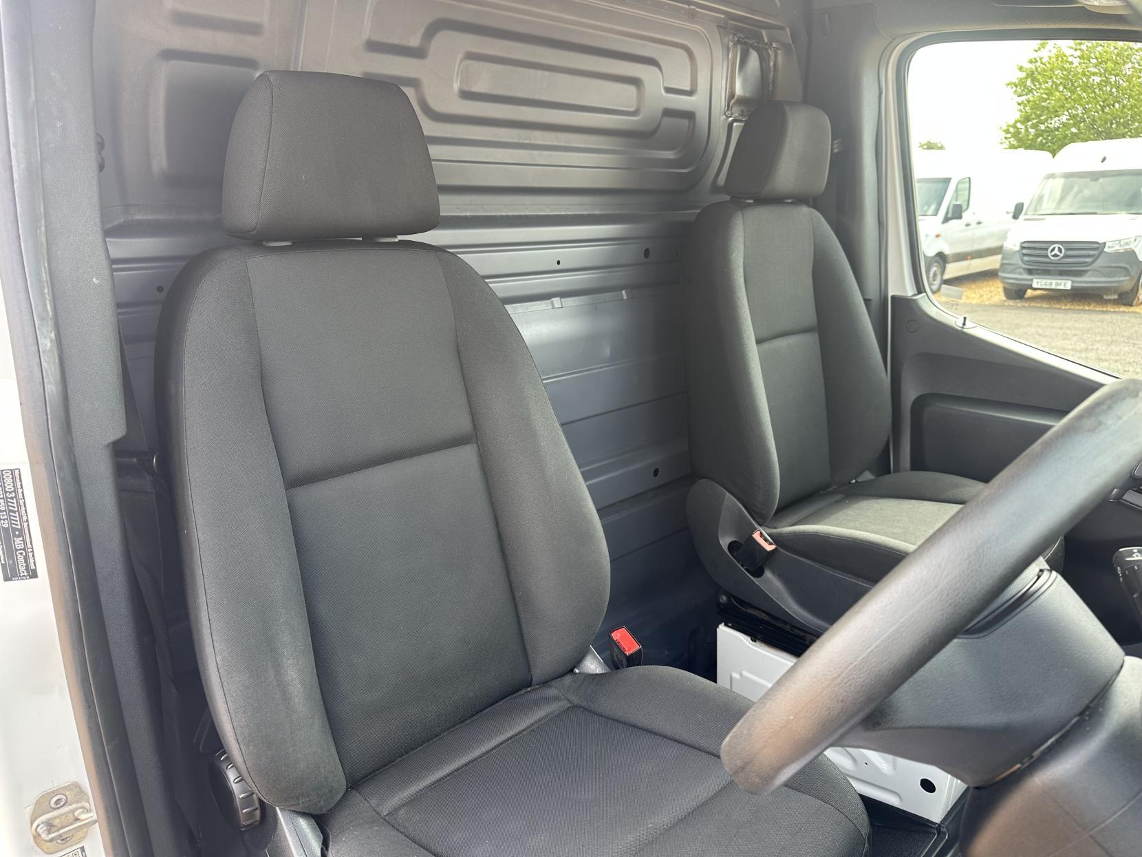 Mercedes-Benz Sprinter 2.1 311 CDI Panel Van 5dr Diesel Manual RWD L3 H2 Euro 6 (114 ps)