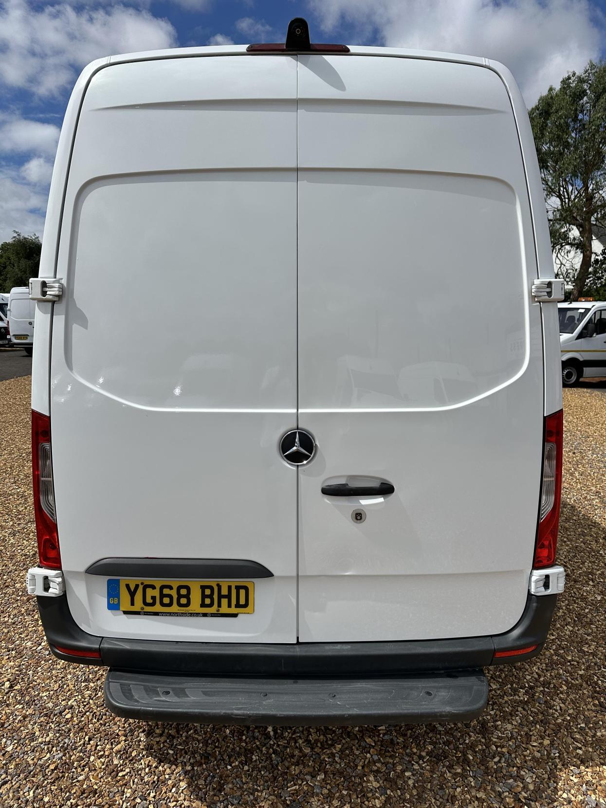 Mercedes-Benz Sprinter 2.1 311 CDI Panel Van 5dr Diesel Manual RWD L3 H2 Euro 6 (114 ps)