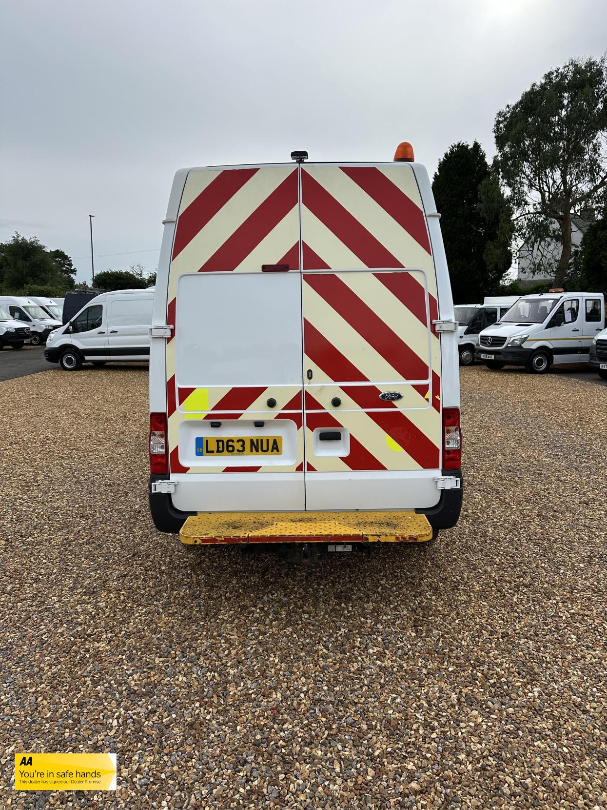Ford Transit 2.2 TDCi 350 Panel Van 3dr Diesel Manual RWD L3 H3 (224 g/km, 98 bhp)