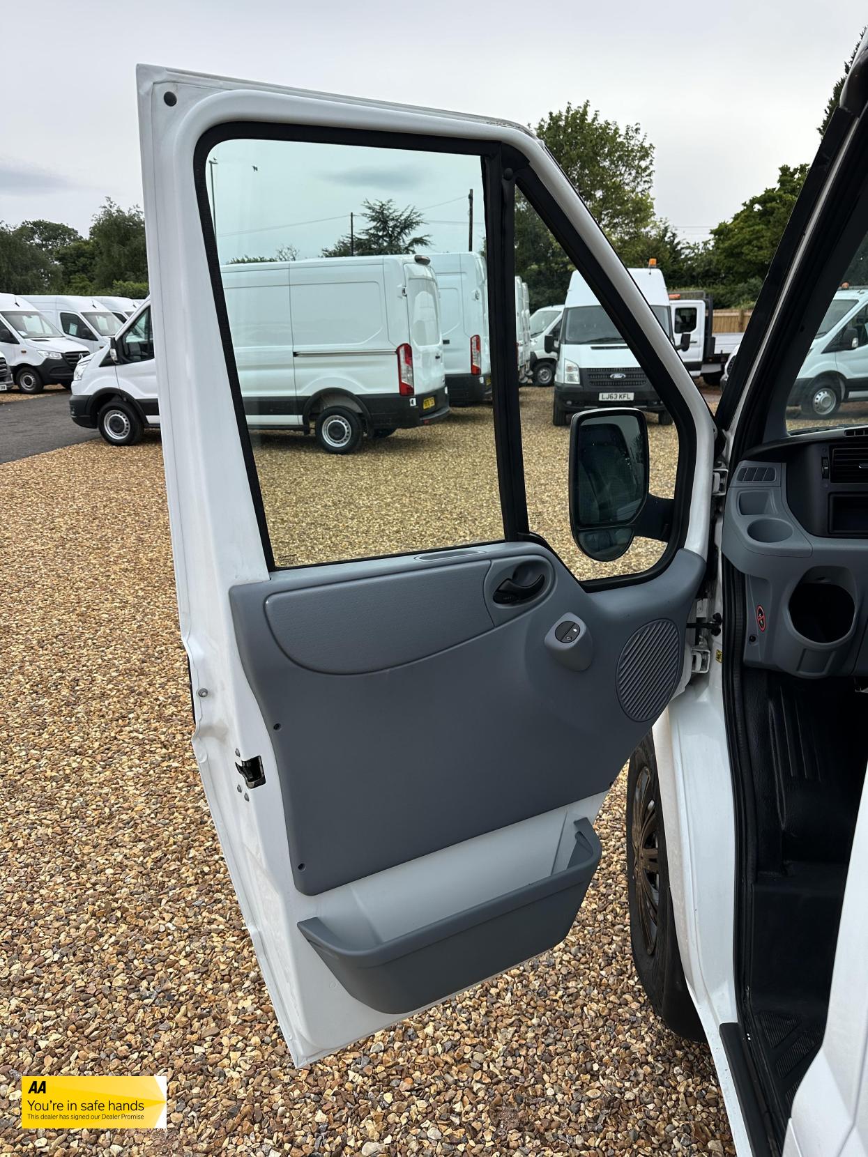 Ford Transit 2.2 TDCi 350 Panel Van 3dr Diesel Manual RWD L3 H3 (224 g/km, 98 bhp)