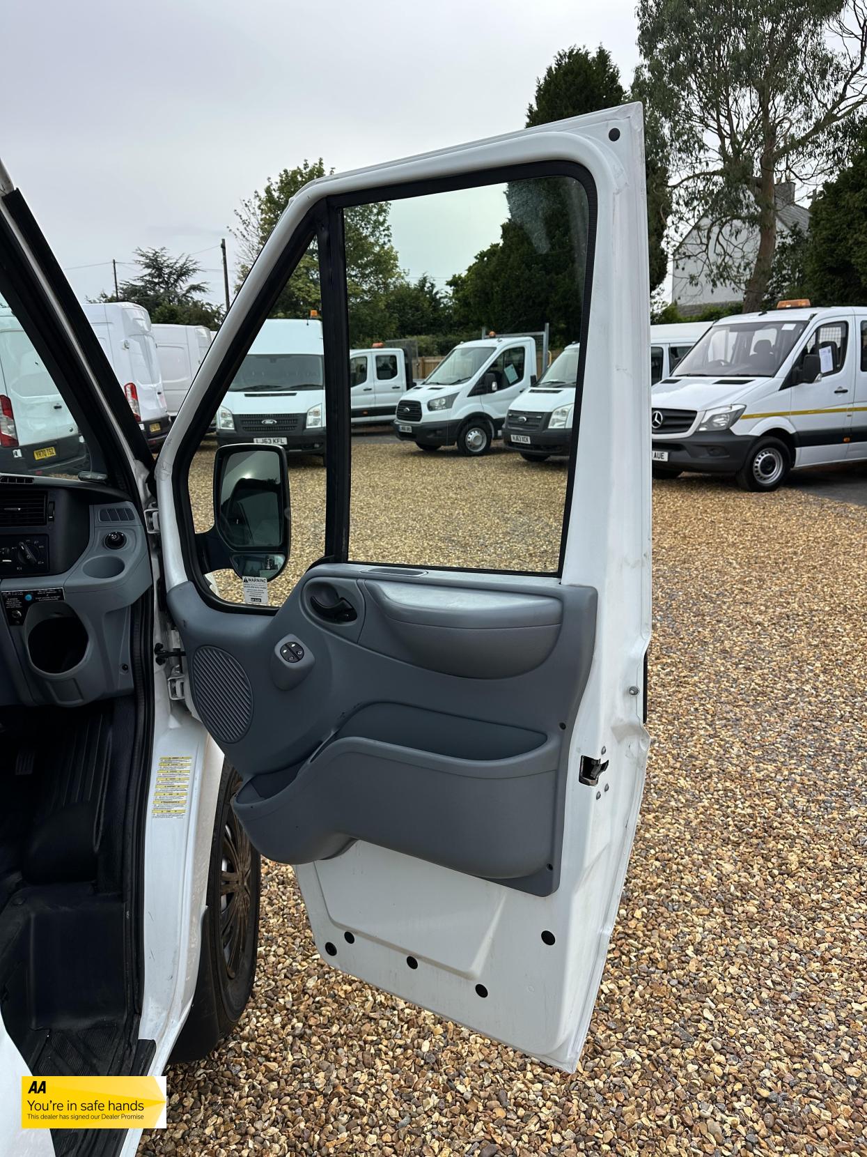 Ford Transit 2.2 TDCi 350 Panel Van 3dr Diesel Manual RWD L3 H3 (224 g/km, 98 bhp)