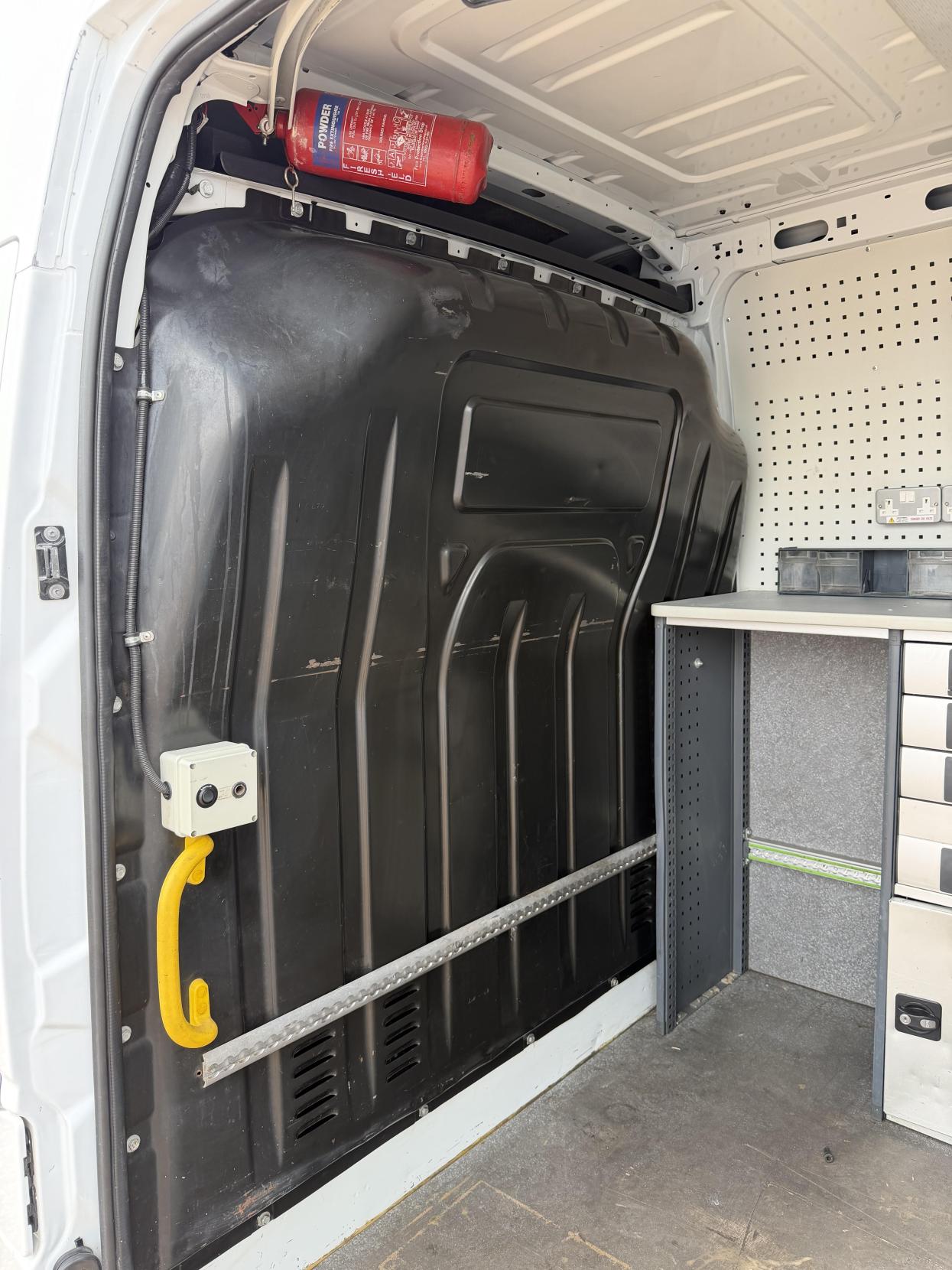 2019 Renault Master - Thumbnail 30