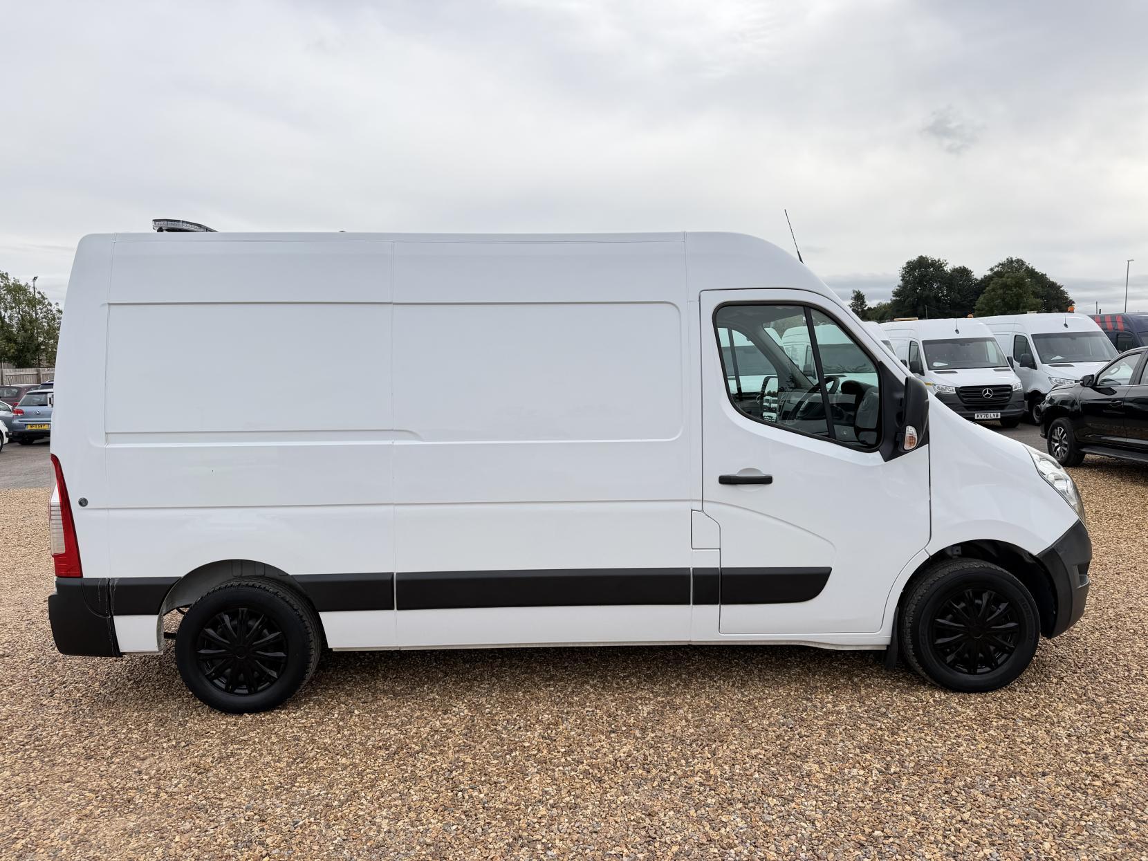 2019 Renault Master - Thumbnail 12