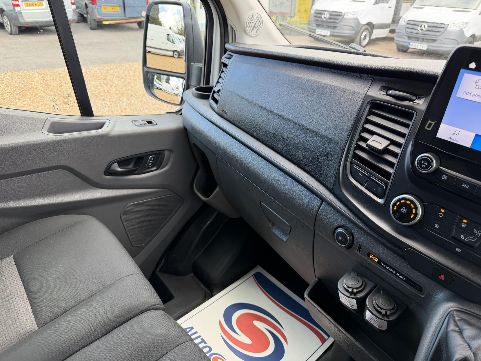 Ford Transit 2.0 350 EcoBlue Leader Panel Van 5dr Diesel Manual RWD L2 H3 Euro 6 (s/s) (130 ps)