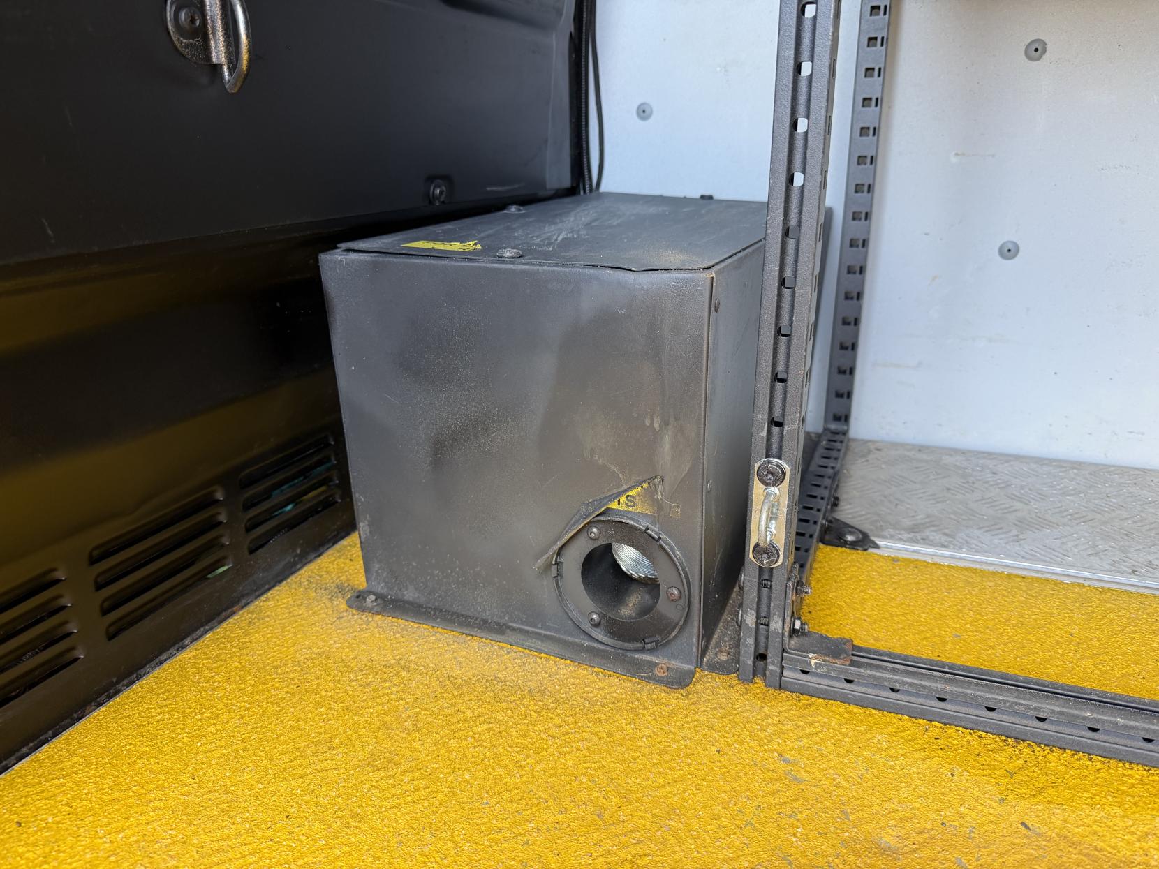 Ford Transit 2.0 350 EcoBlue Leader Panel Van 5dr Diesel Manual RWD L2 H3 Euro 6 (s/s) (130 ps)