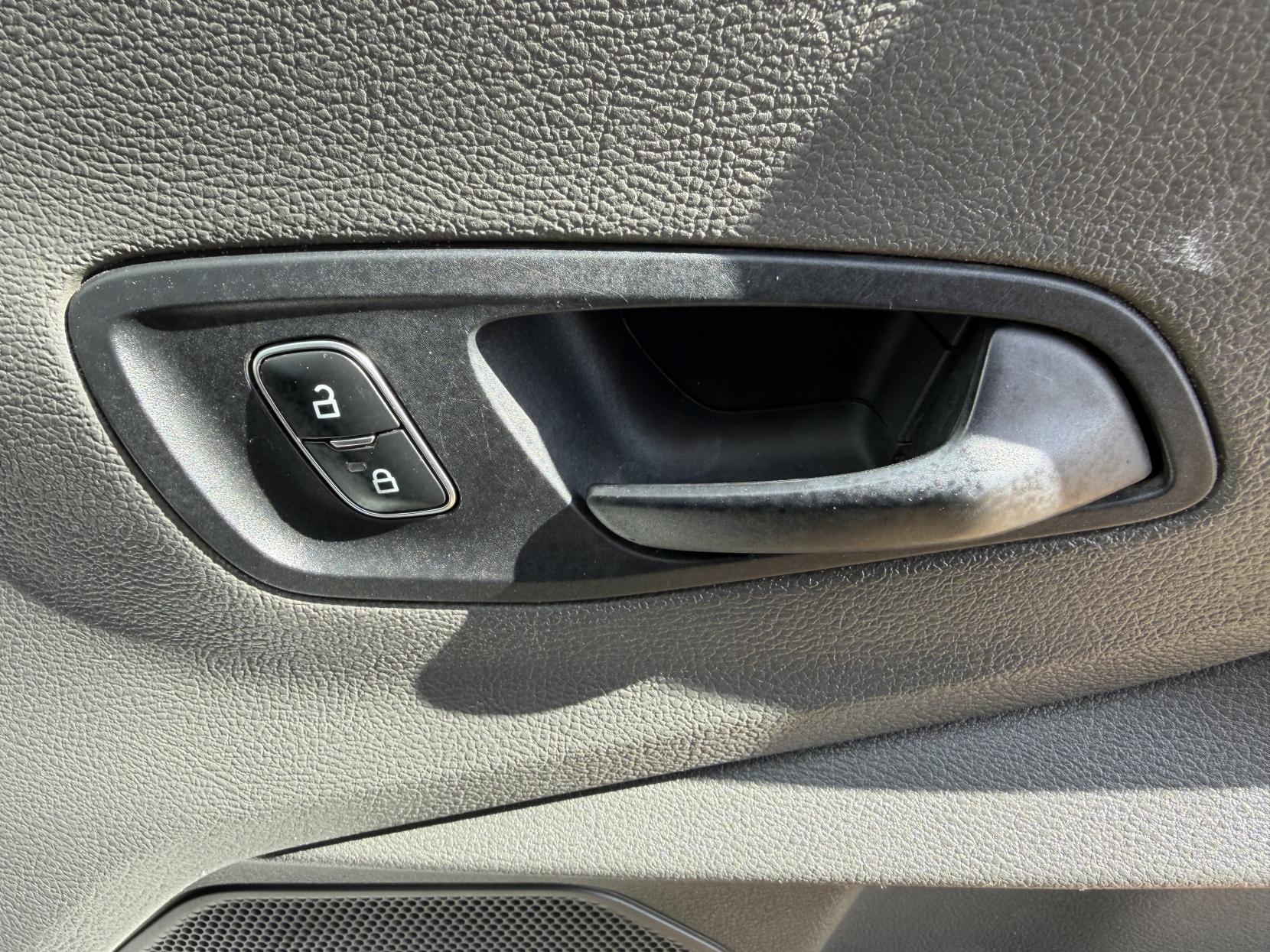 Ford Transit 2.0 350 EcoBlue Leader Panel Van 5dr Diesel Manual RWD L2 H3 Euro 6 (s/s) (130 ps)