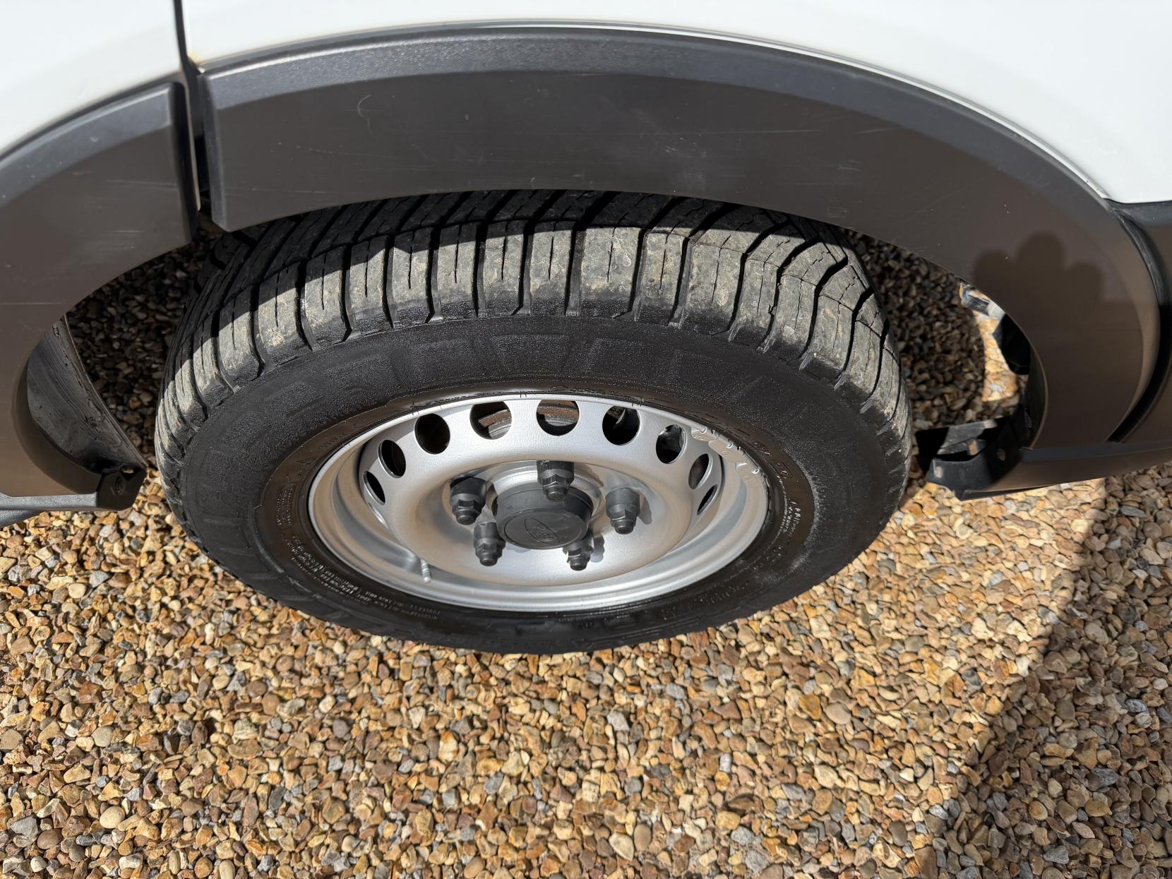 Ford Transit 2.0 350 EcoBlue Leader Panel Van 5dr Diesel Manual RWD L2 H3 Euro 6 (s/s) (130 ps)