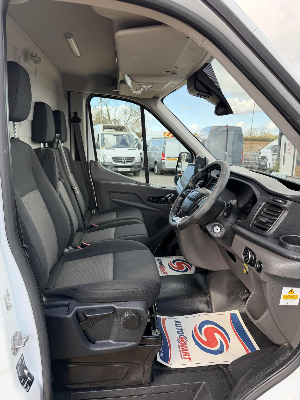 Ford Transit 2.0 350 EcoBlue Leader Panel Van 5dr Diesel Manual RWD L2 H3 Euro 6 (s/s) (130 ps)