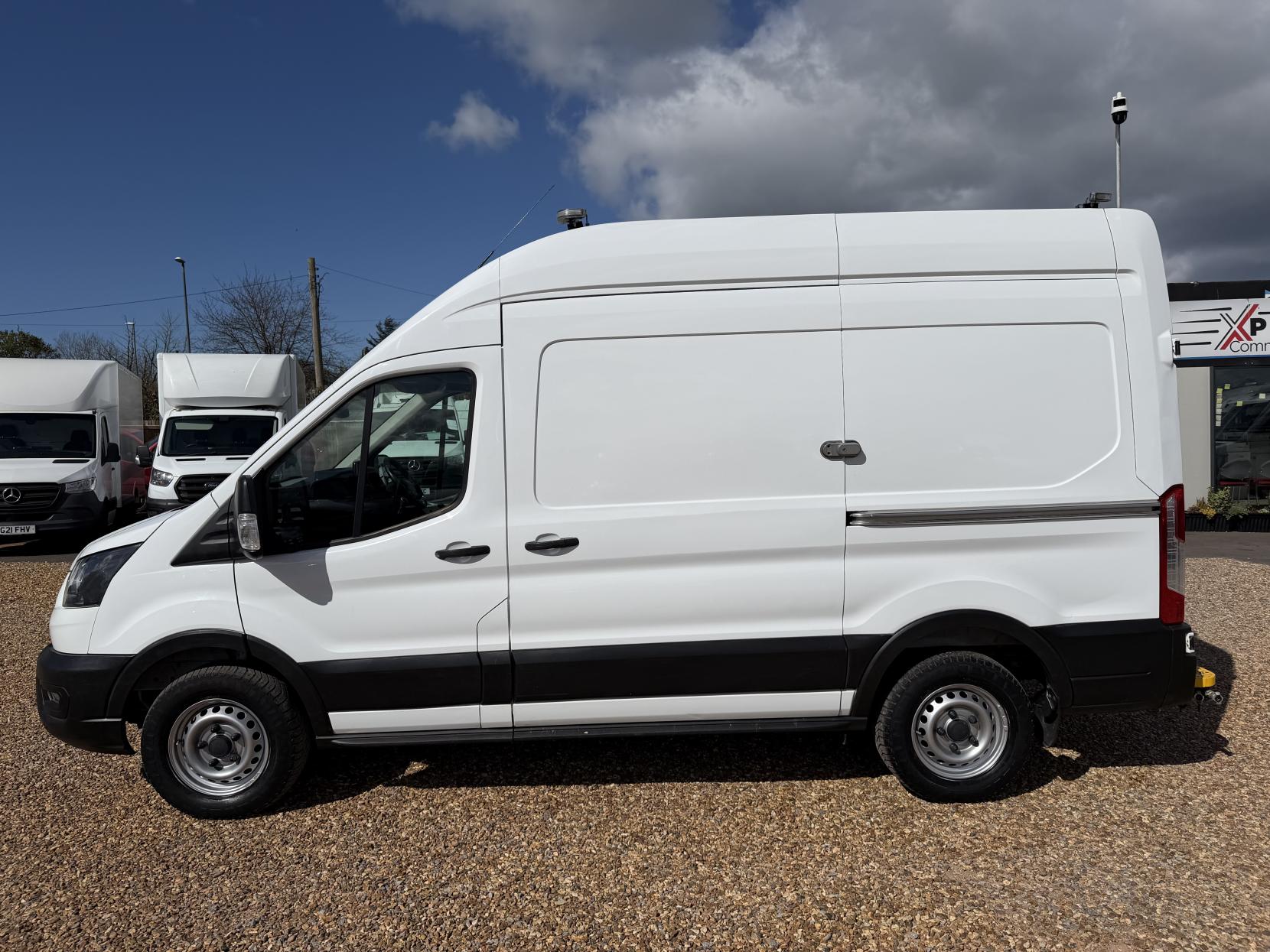 Ford Transit 2.0 350 EcoBlue Leader Panel Van 5dr Diesel Manual RWD L2 H3 Euro 6 (s/s) (130 ps)