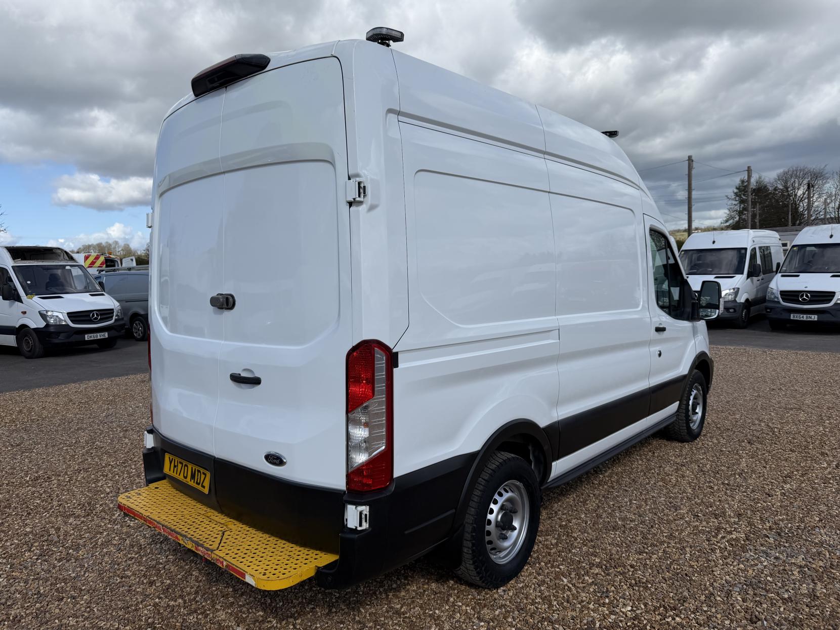 Ford Transit 2.0 350 EcoBlue Leader Panel Van 5dr Diesel Manual RWD L2 H3 Euro 6 (s/s) (130 ps)