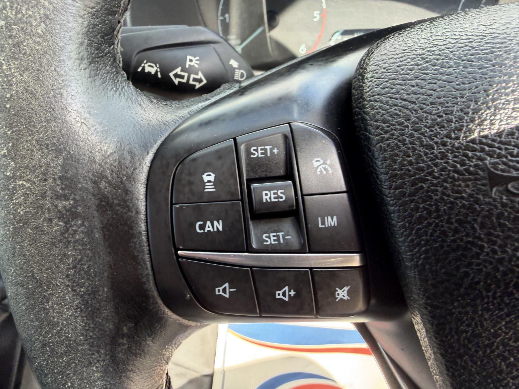 Ford Transit 2.0 350 EcoBlue Leader Panel Van 5dr Diesel Manual RWD L2 H3 Euro 6 (s/s) (130 ps)