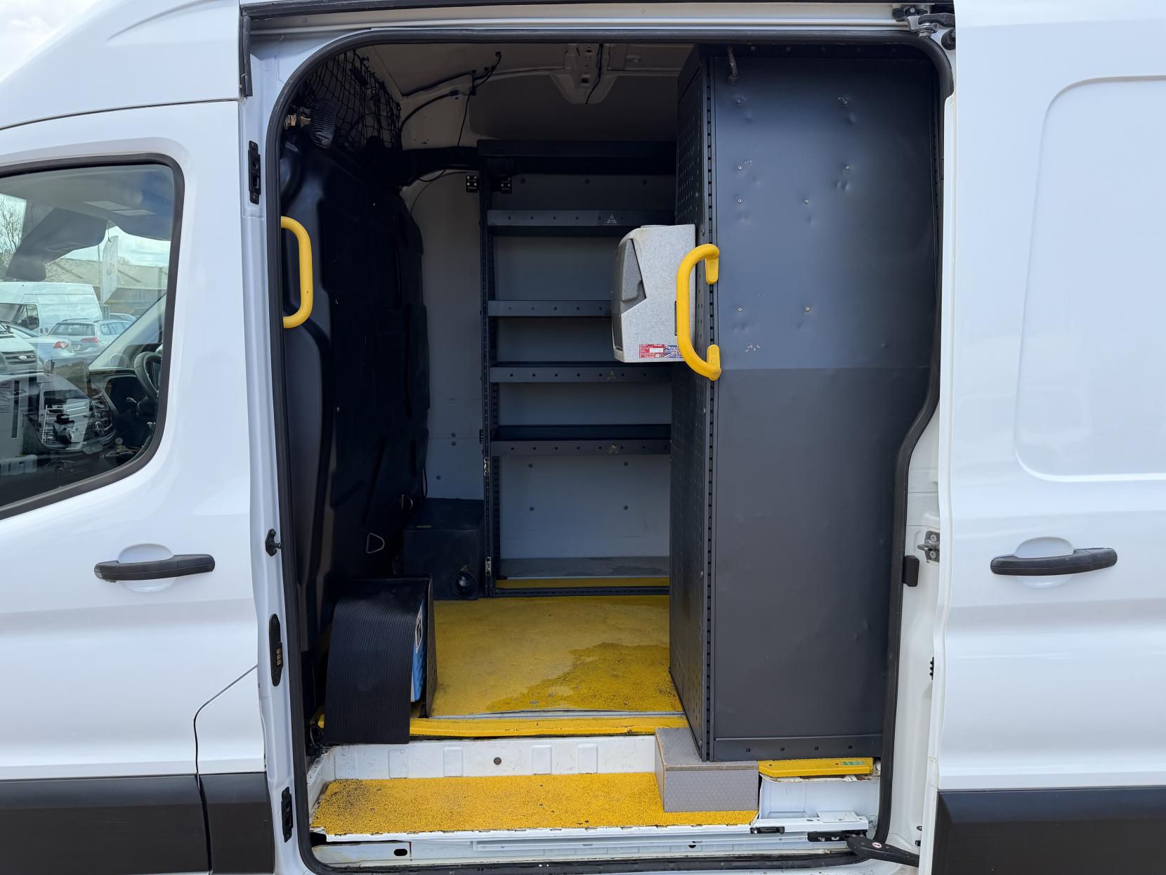 Ford Transit 2.0 350 EcoBlue Leader Panel Van 5dr Diesel Manual RWD L2 H3 Euro 6 (s/s) (130 ps)