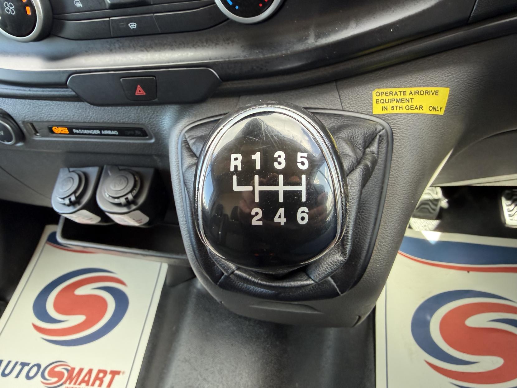 Ford Transit 2.0 350 EcoBlue Leader Panel Van 5dr Diesel Manual RWD L2 H3 Euro 6 (s/s) (130 ps)