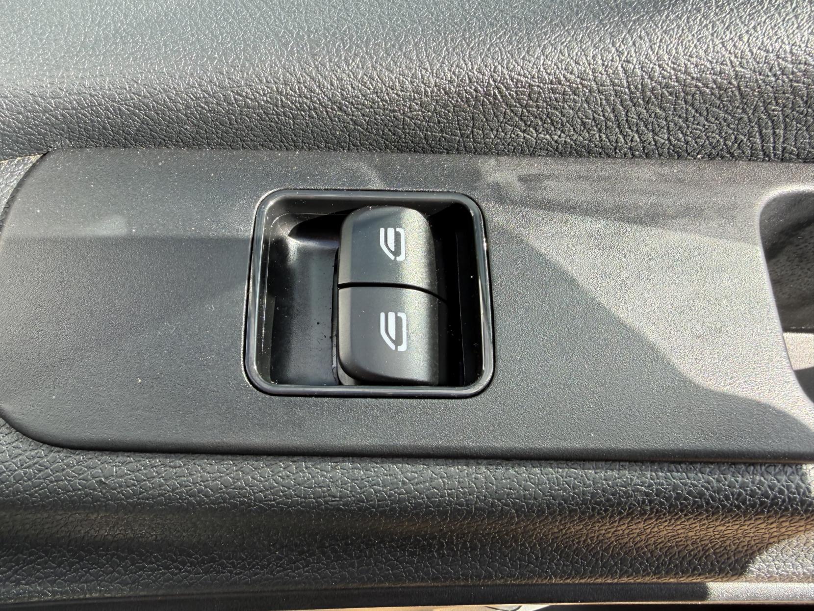 Mercedes-Benz Sprinter 2.1 314 CDI Panel Van 5dr Diesel Manual RWD L2 H2 Euro 6 (143 ps)