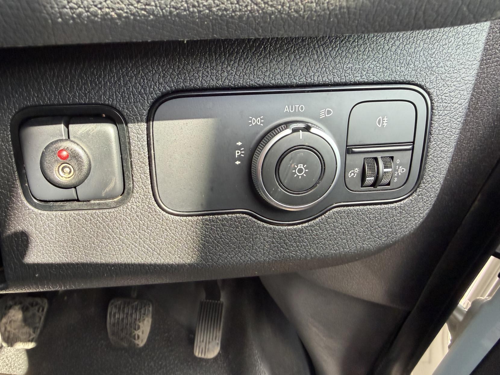 Mercedes-Benz Sprinter 2.1 314 CDI Panel Van 5dr Diesel Manual RWD L2 H2 Euro 6 (143 ps)