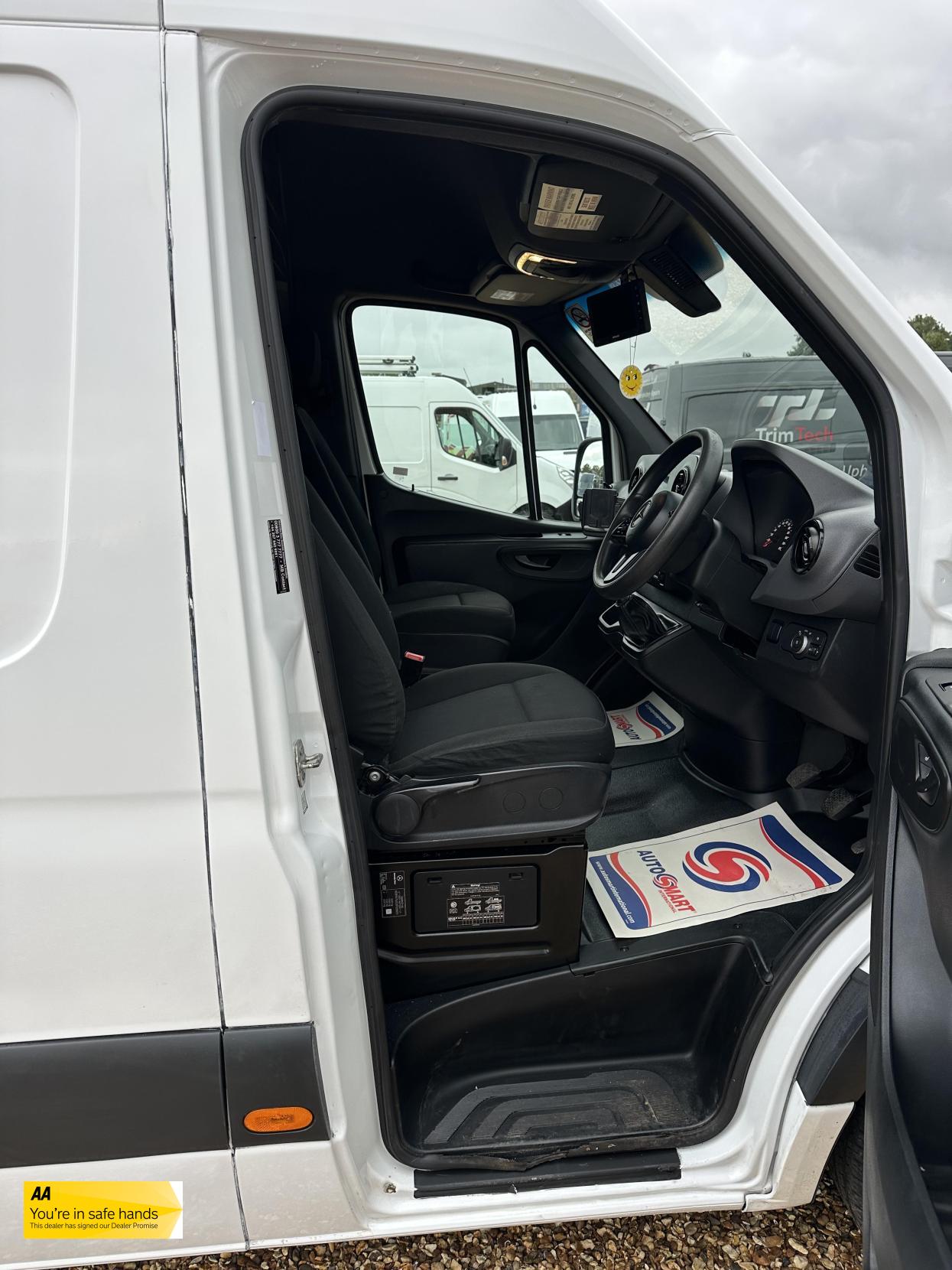 Mercedes-Benz Sprinter 2.1 311 CDI Panel Van 5dr Diesel Manual RWD L3 H2 Euro 6 (114 ps)
