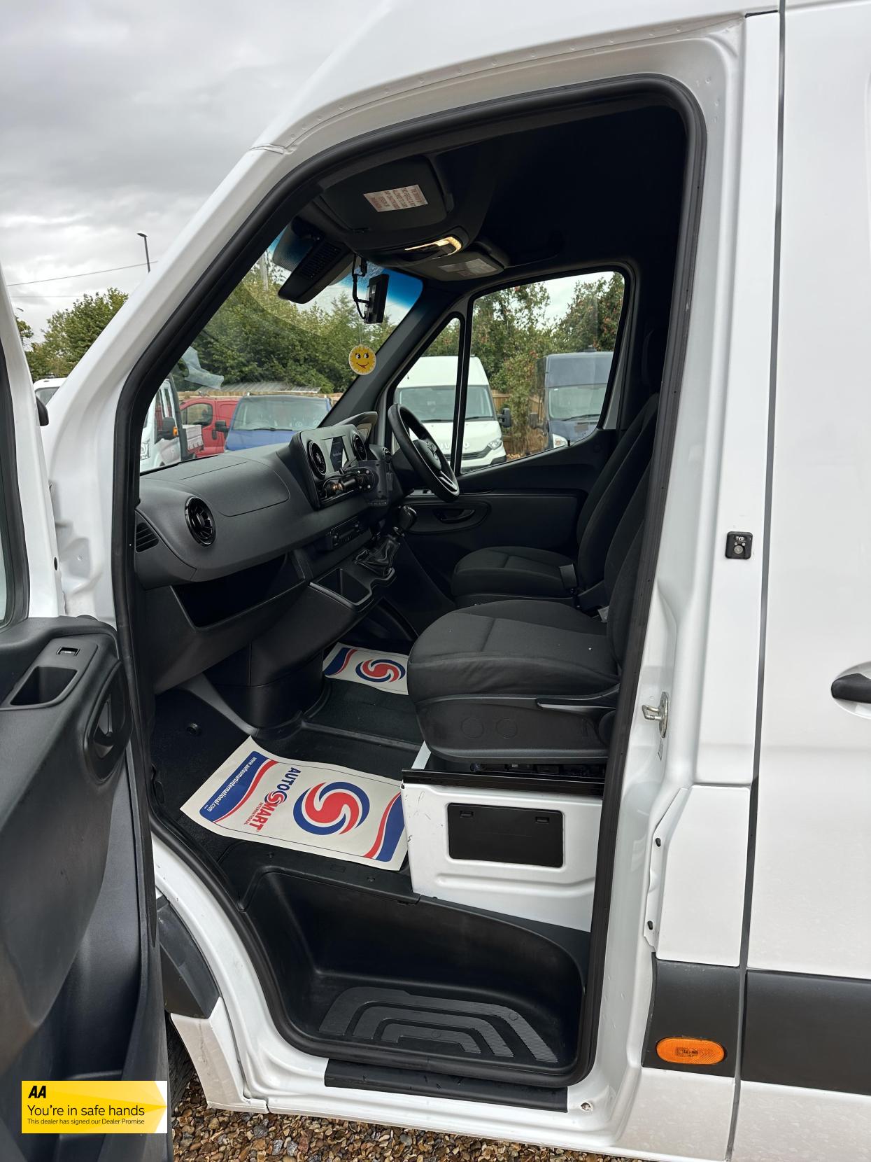 Mercedes-Benz Sprinter 2.1 311 CDI Panel Van 5dr Diesel Manual RWD L3 H2 Euro 6 (114 ps)