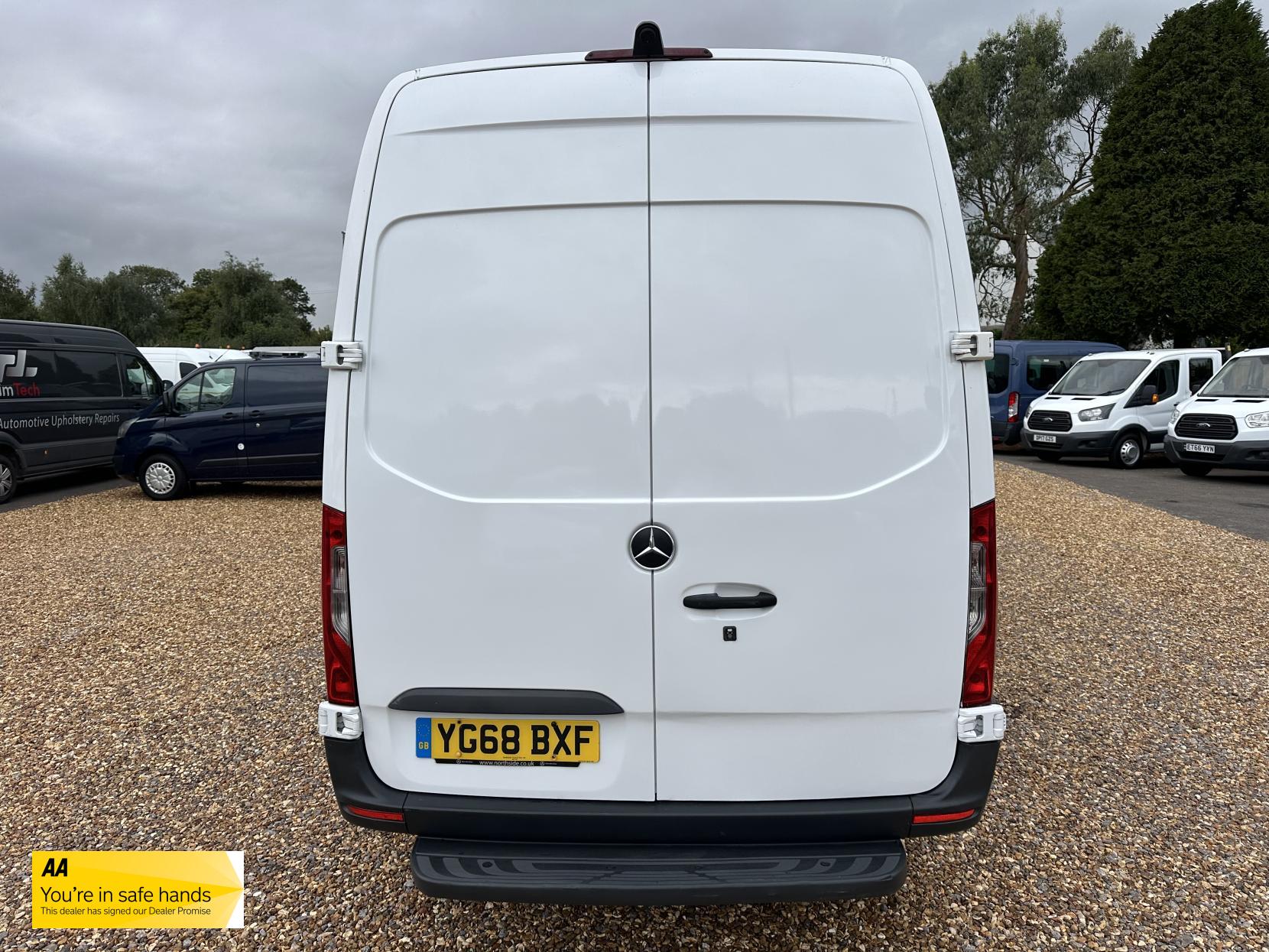 Mercedes-Benz Sprinter 2.1 311 CDI Panel Van 5dr Diesel Manual RWD L3 H2 Euro 6 (114 ps)