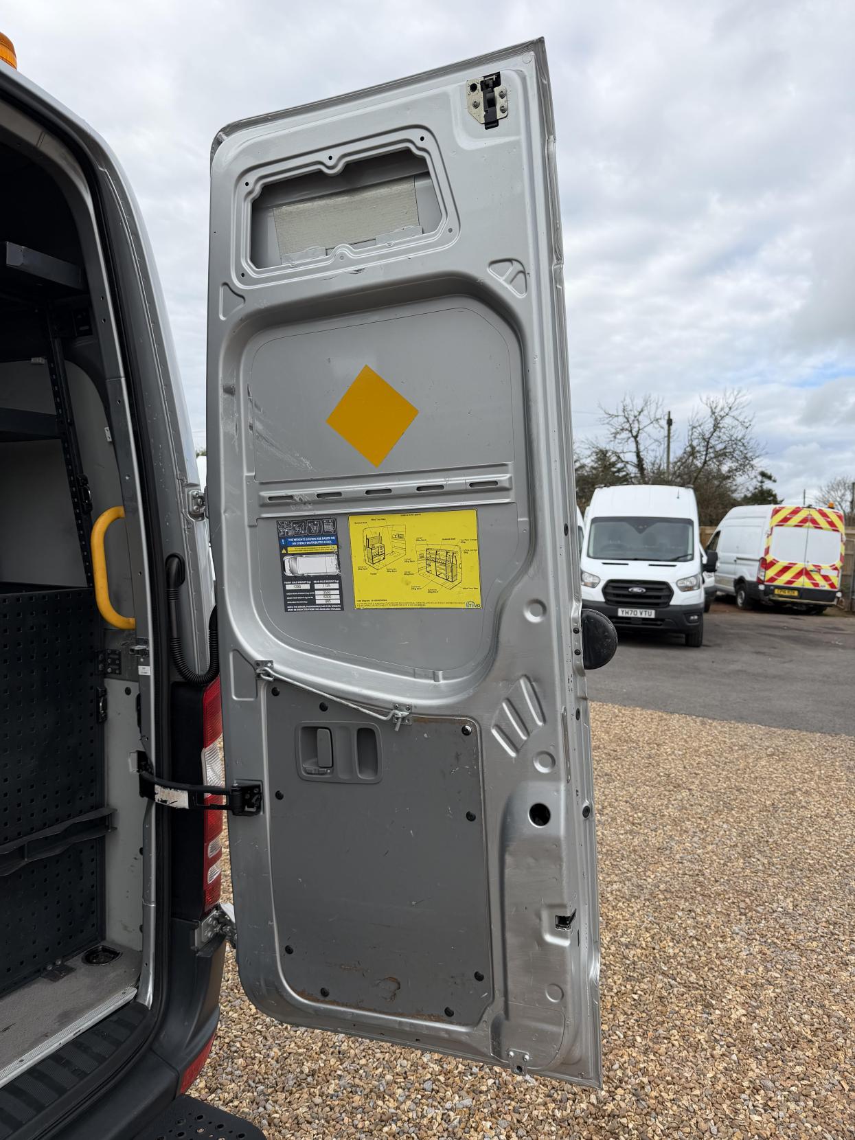 Mercedes-Benz Sprinter 2.1 313 CDi BlueEFFICIENCY Panel Van 4dr Diesel Manual RWD L1 H3 (211 g/km, 129 bhp)