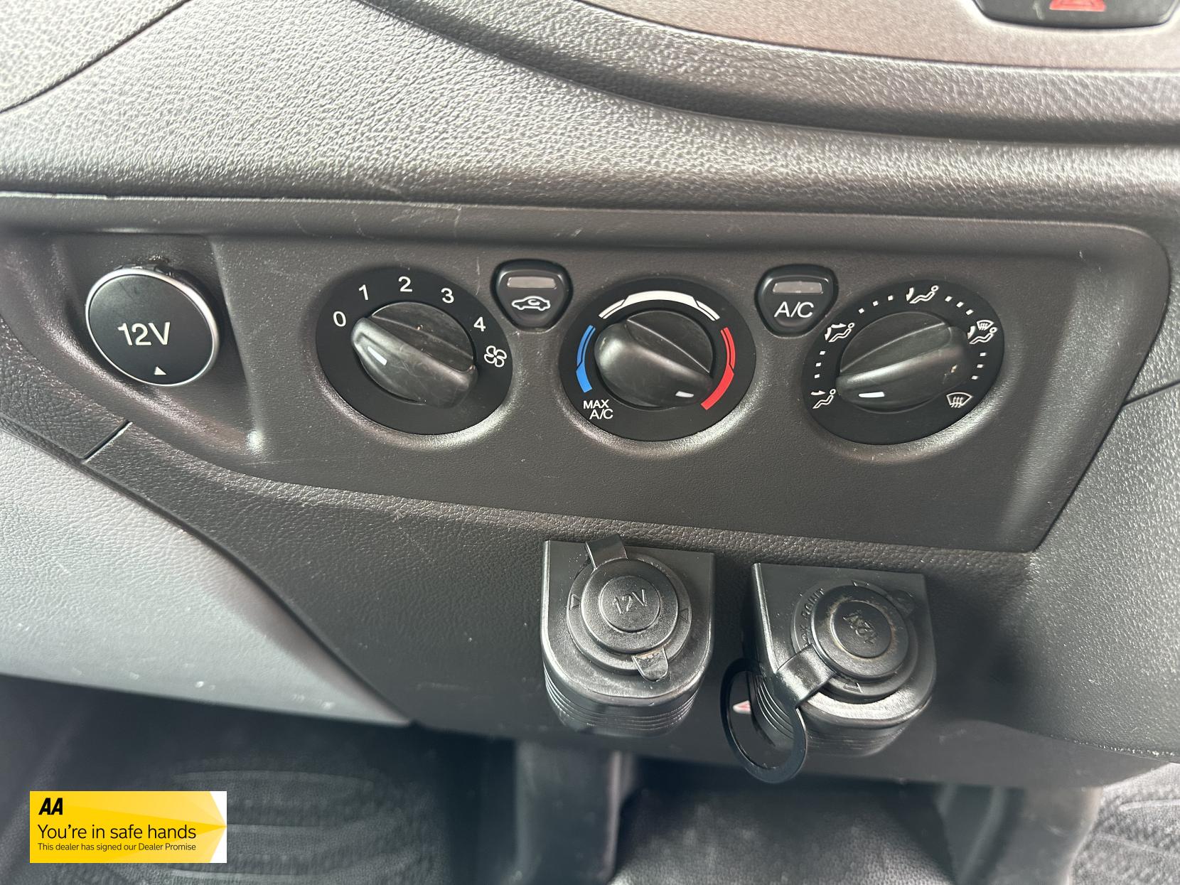 Ford Transit 2.0 350 EcoBlue Panel Van 5dr Diesel Manual RWD L2 H3 Euro 6 (130 ps)