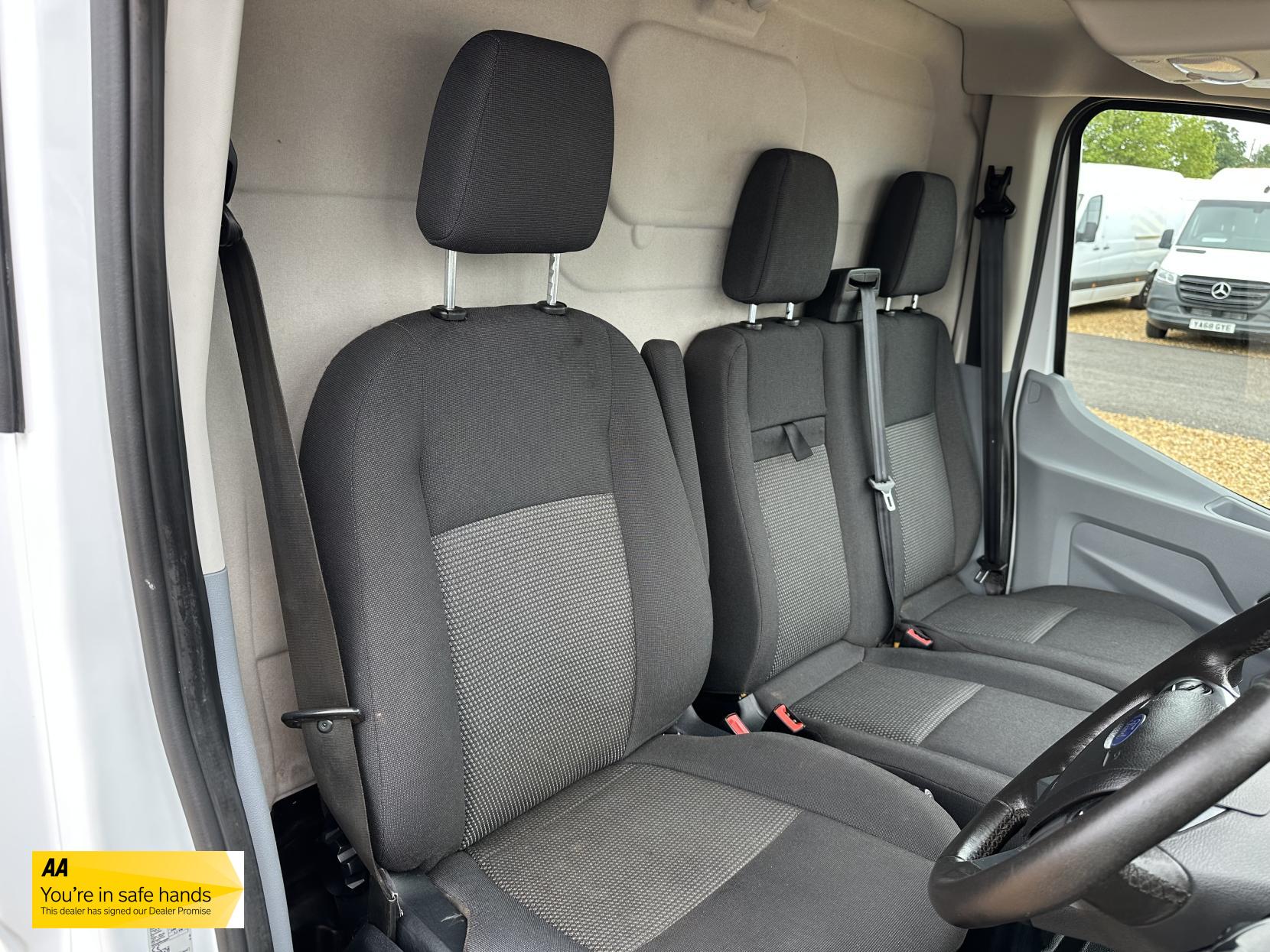 Ford Transit 2.0 350 EcoBlue Panel Van 5dr Diesel Manual RWD L2 H3 Euro 6 (130 ps)