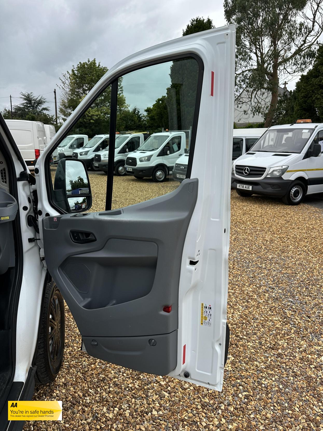 Ford Transit 2.0 350 EcoBlue Panel Van 5dr Diesel Manual RWD L2 H3 Euro 6 (130 ps)